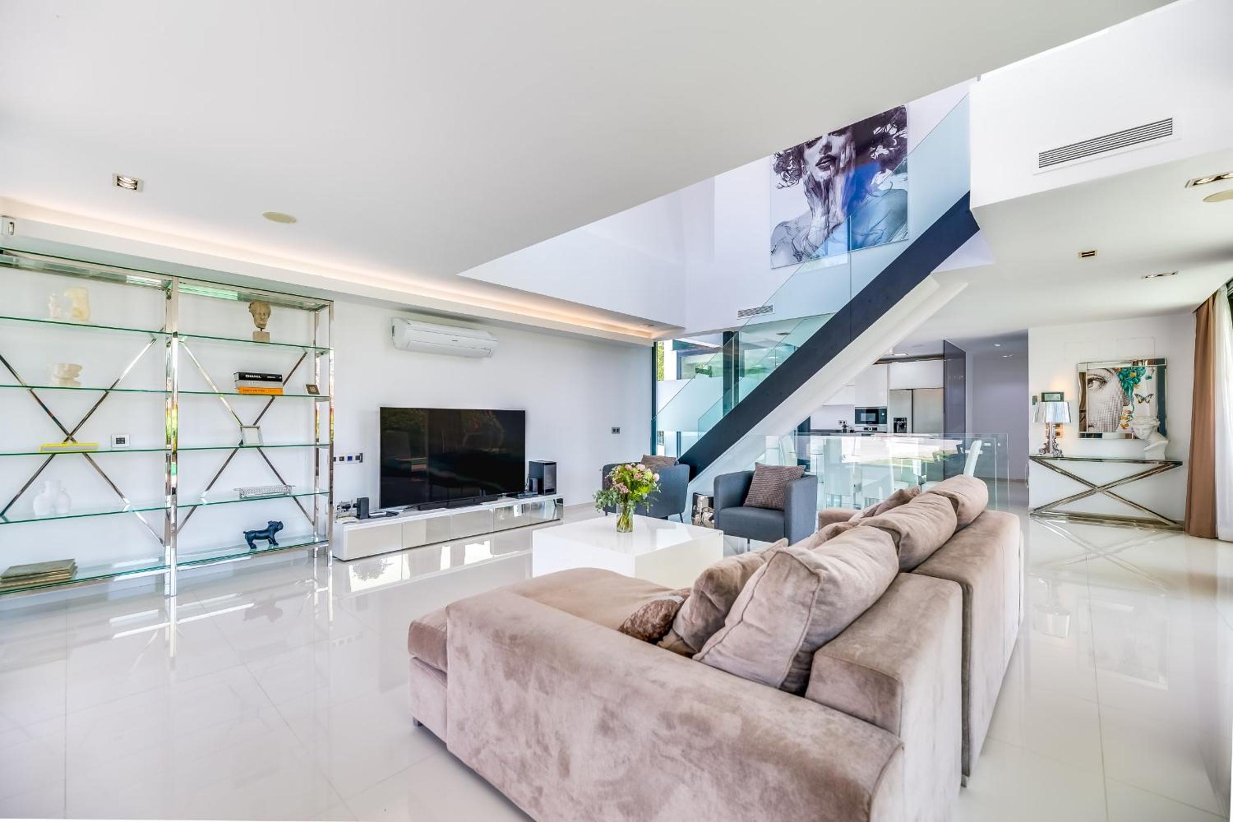 All About Villa Azur