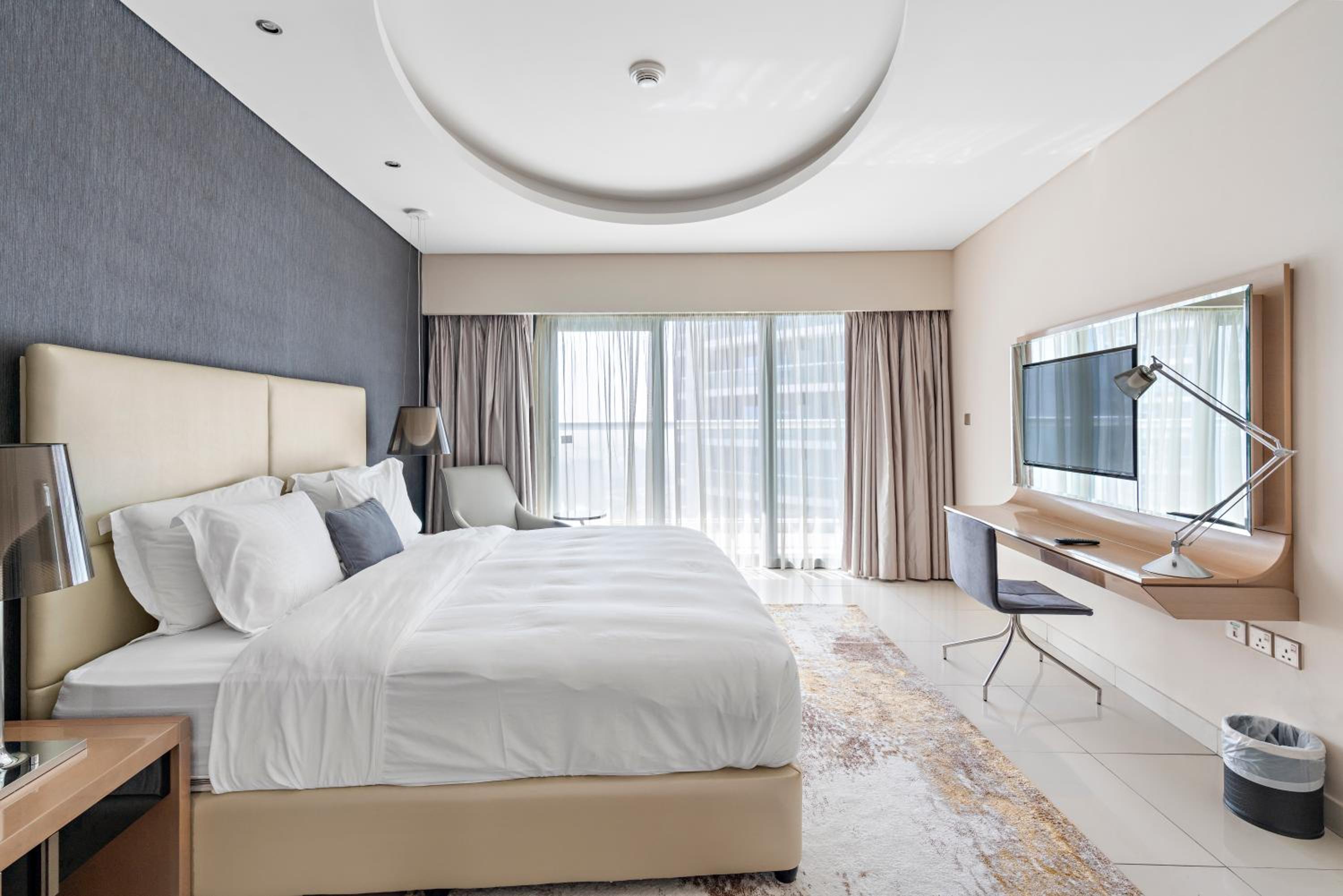 ALiving Luxury 1BR Paramount Towers Business Bay 6205