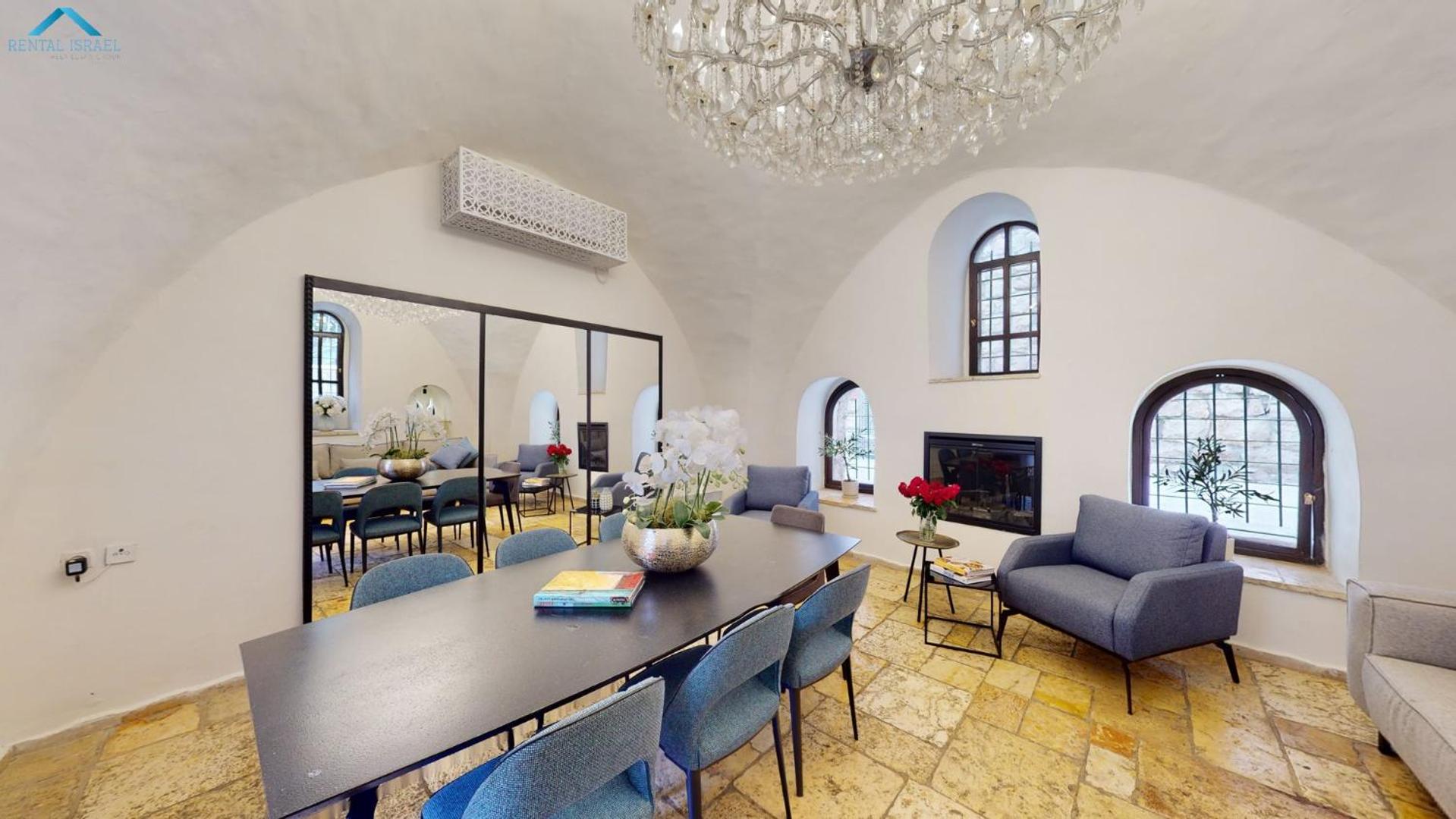 VILLA MAMILLA - Boutique suites view 3