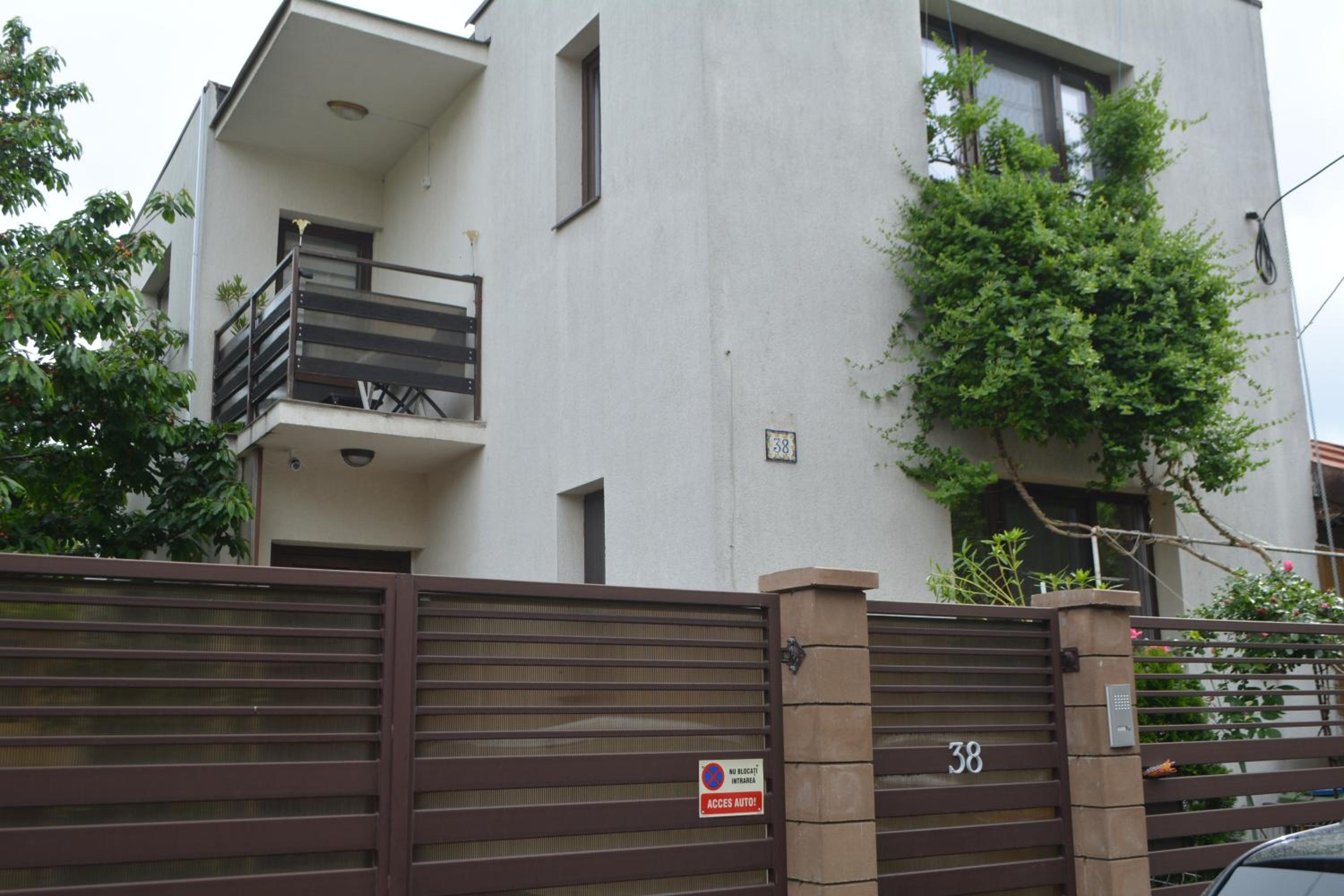Villa 38 Silviu Apartment