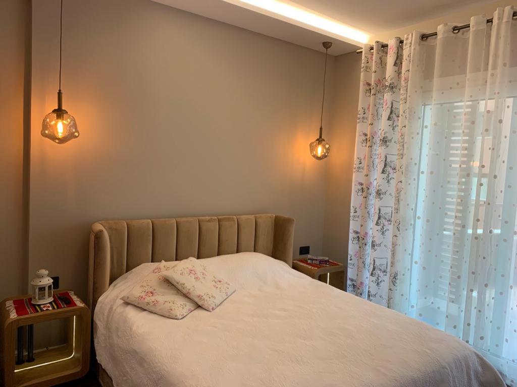 Central Deluxe Apartment