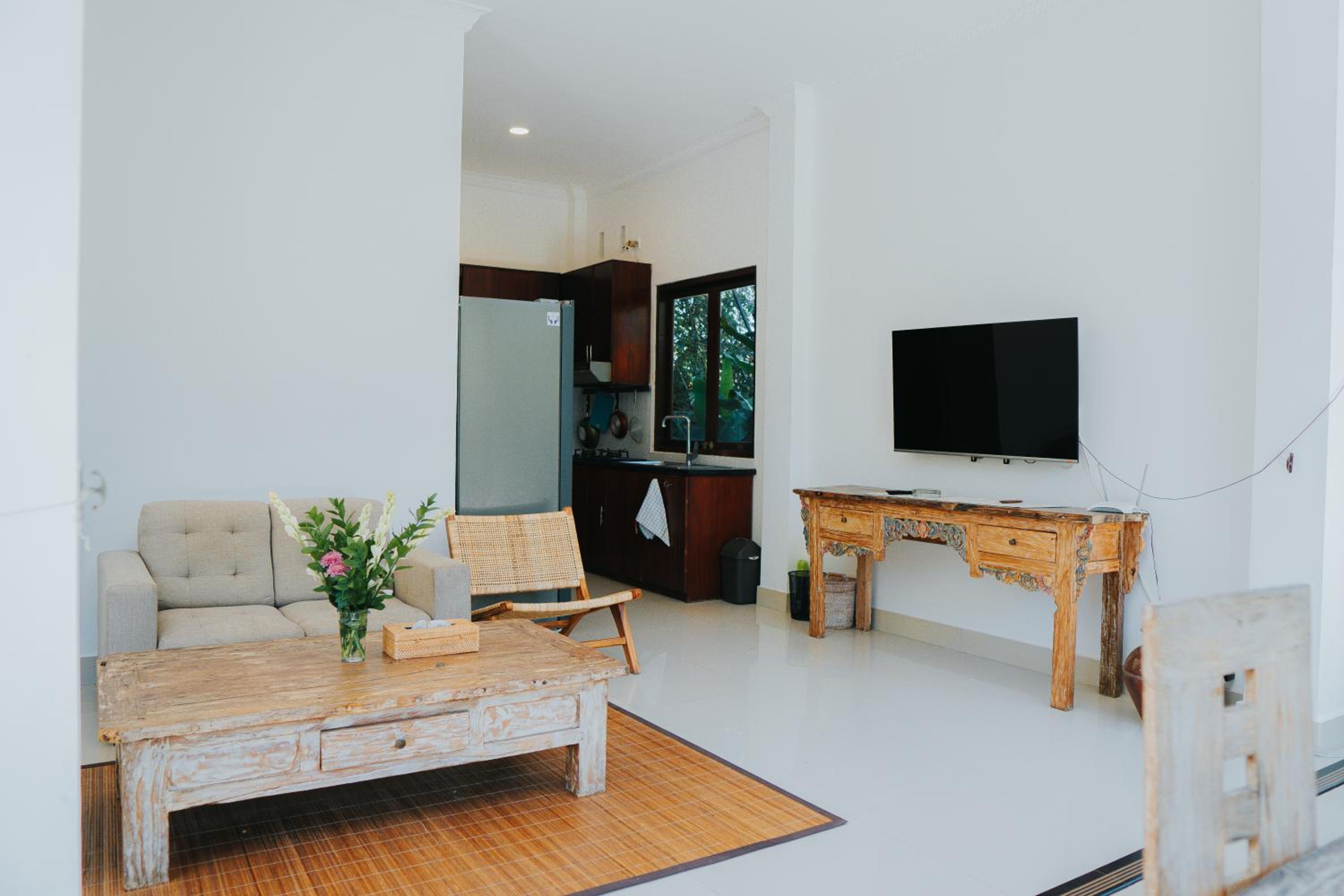 Villa Gading 2 view 5