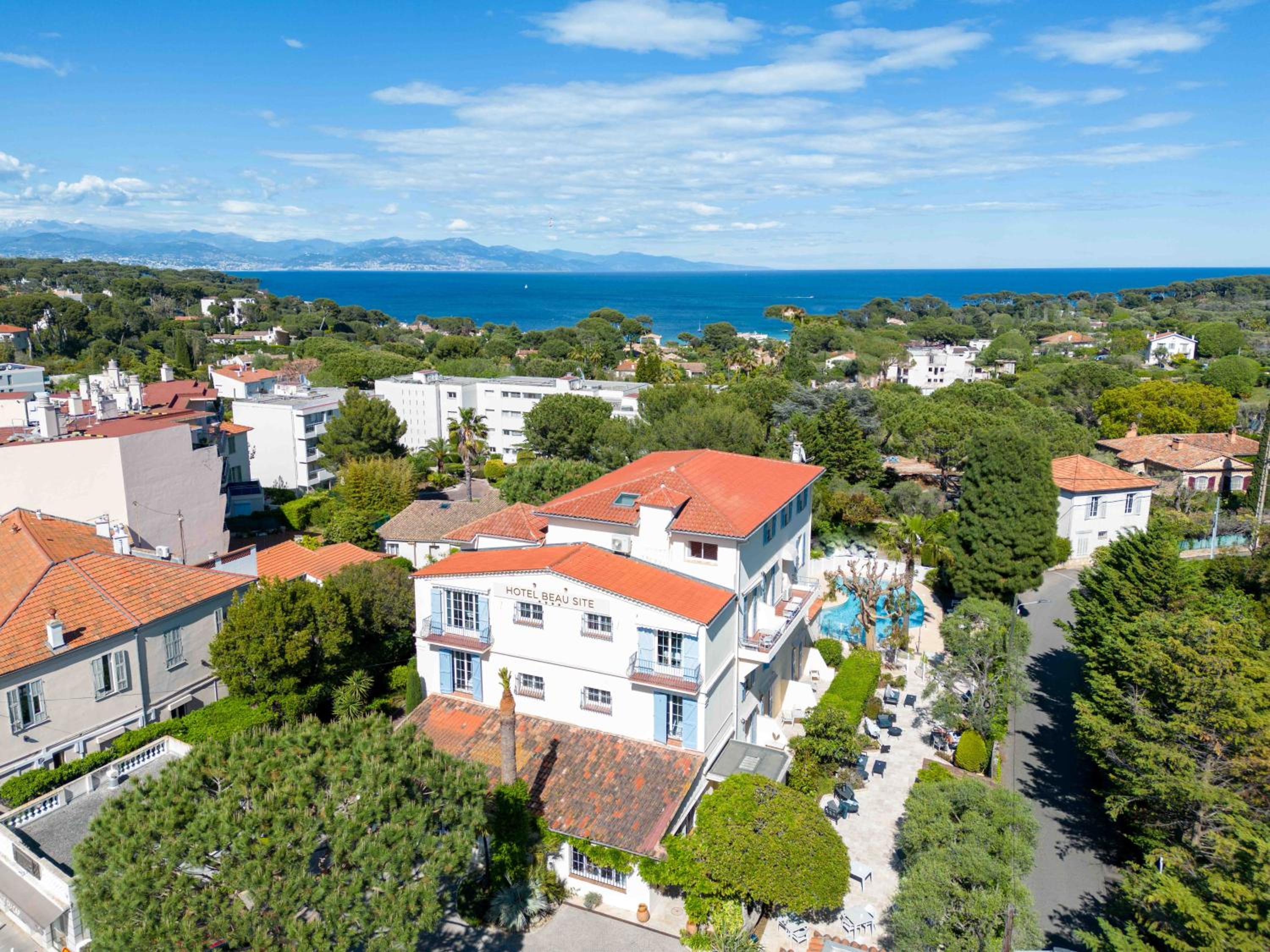 Hotel Hôtel Beau Site - Cap d'Antibes - Image 1