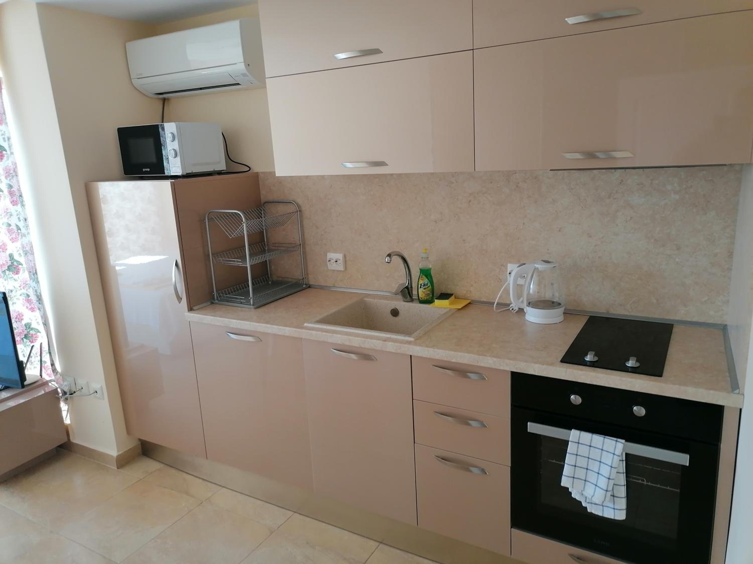 Golden Dunes Primorsko Apartments