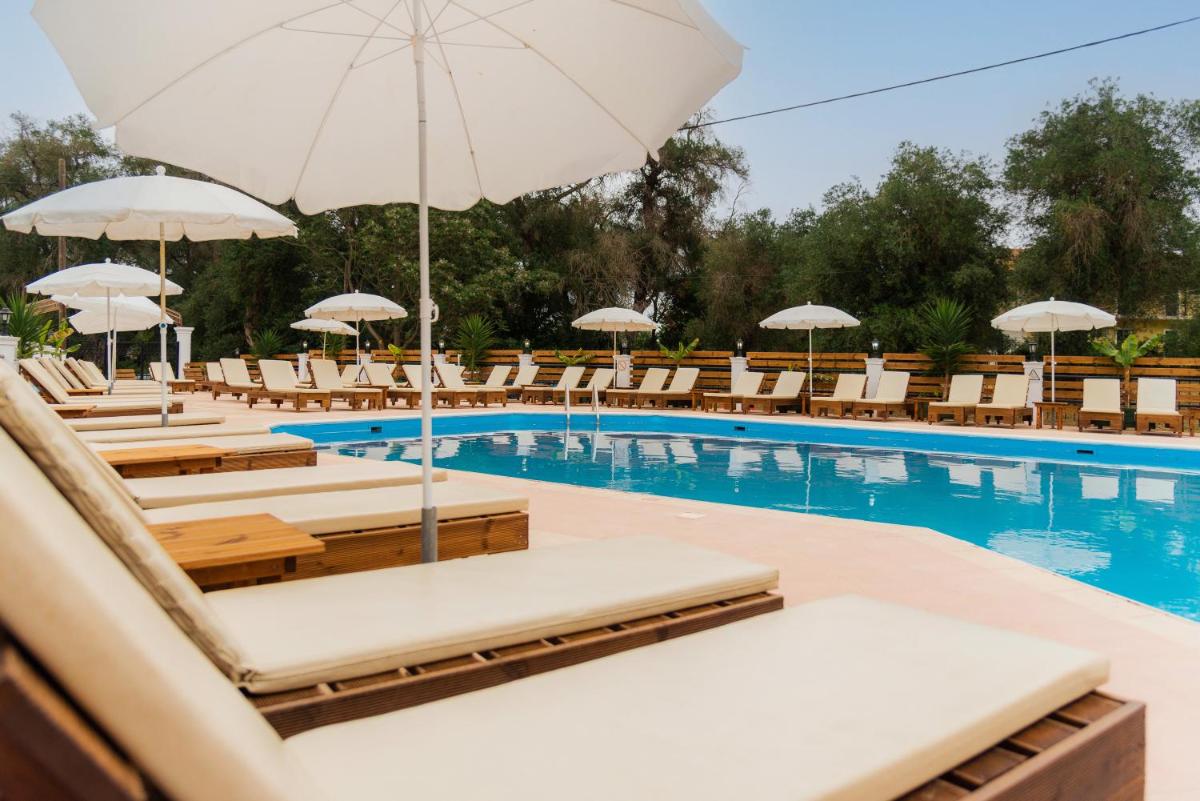 Oula Maisonettes Suites photo 4