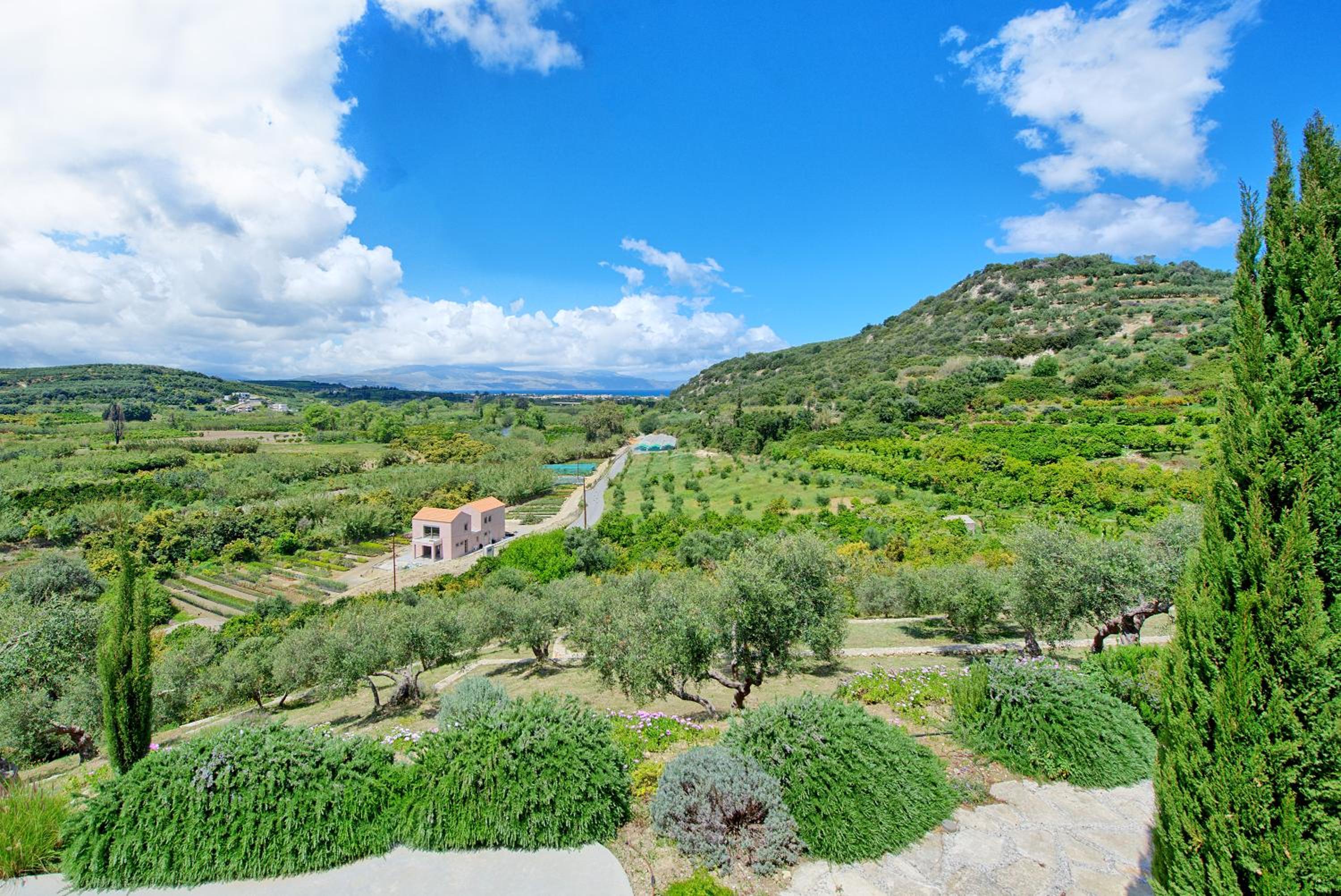 Villa Lucy by PosarelliVillas