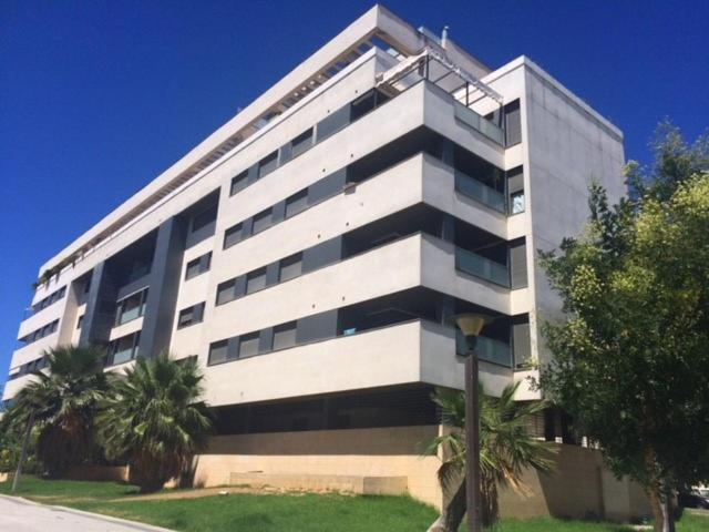 GATU Viñedo, centro, parking gratis, aire acc, terraza, piscina comuna - Myores de 25 años y familias " view 3