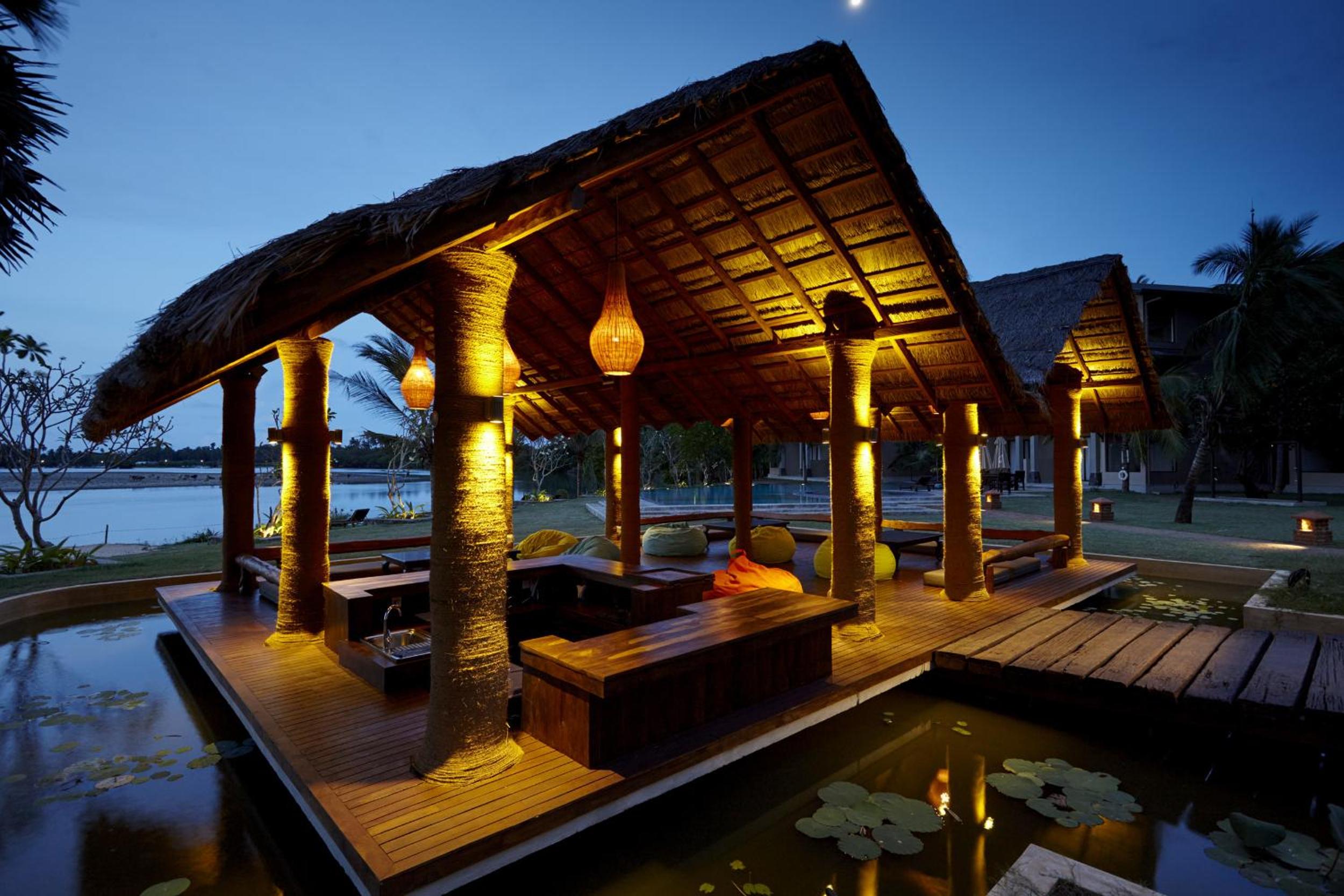 Amaranthe Bay Resort & Spa