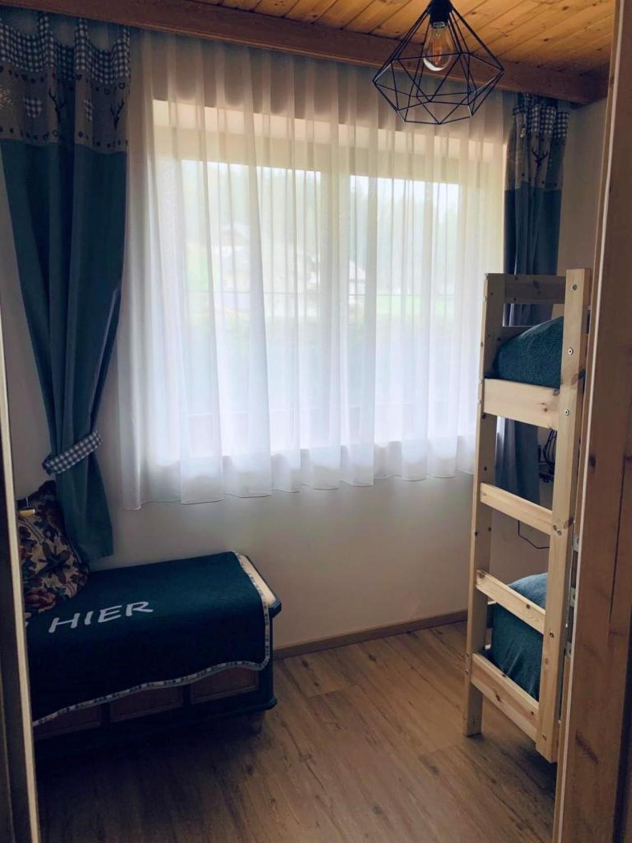 Lilly Chalet- Apartments with private sauna, close to ski lifts
