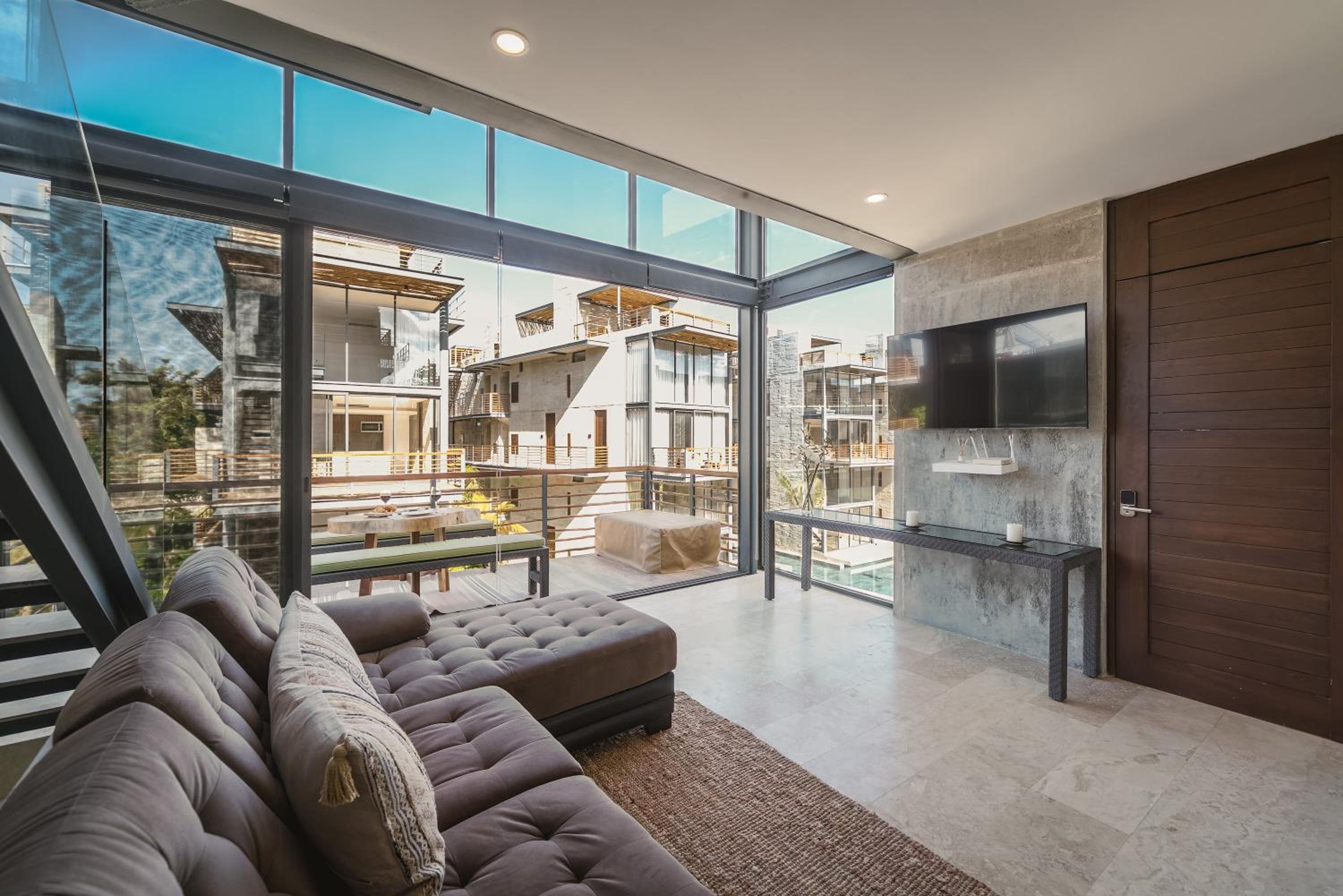 Stunning 1BR with Jacuzzi Cenote