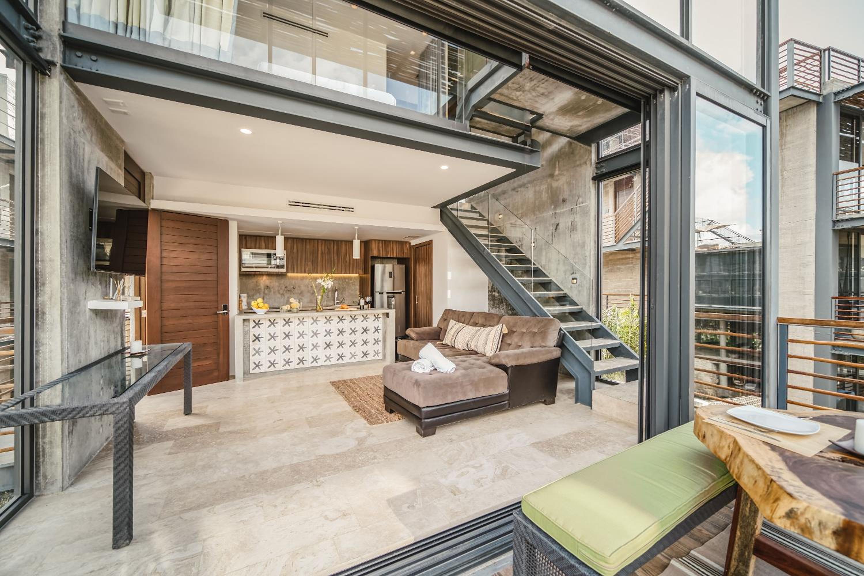 Stunning 1BR with Jacuzzi Cenote