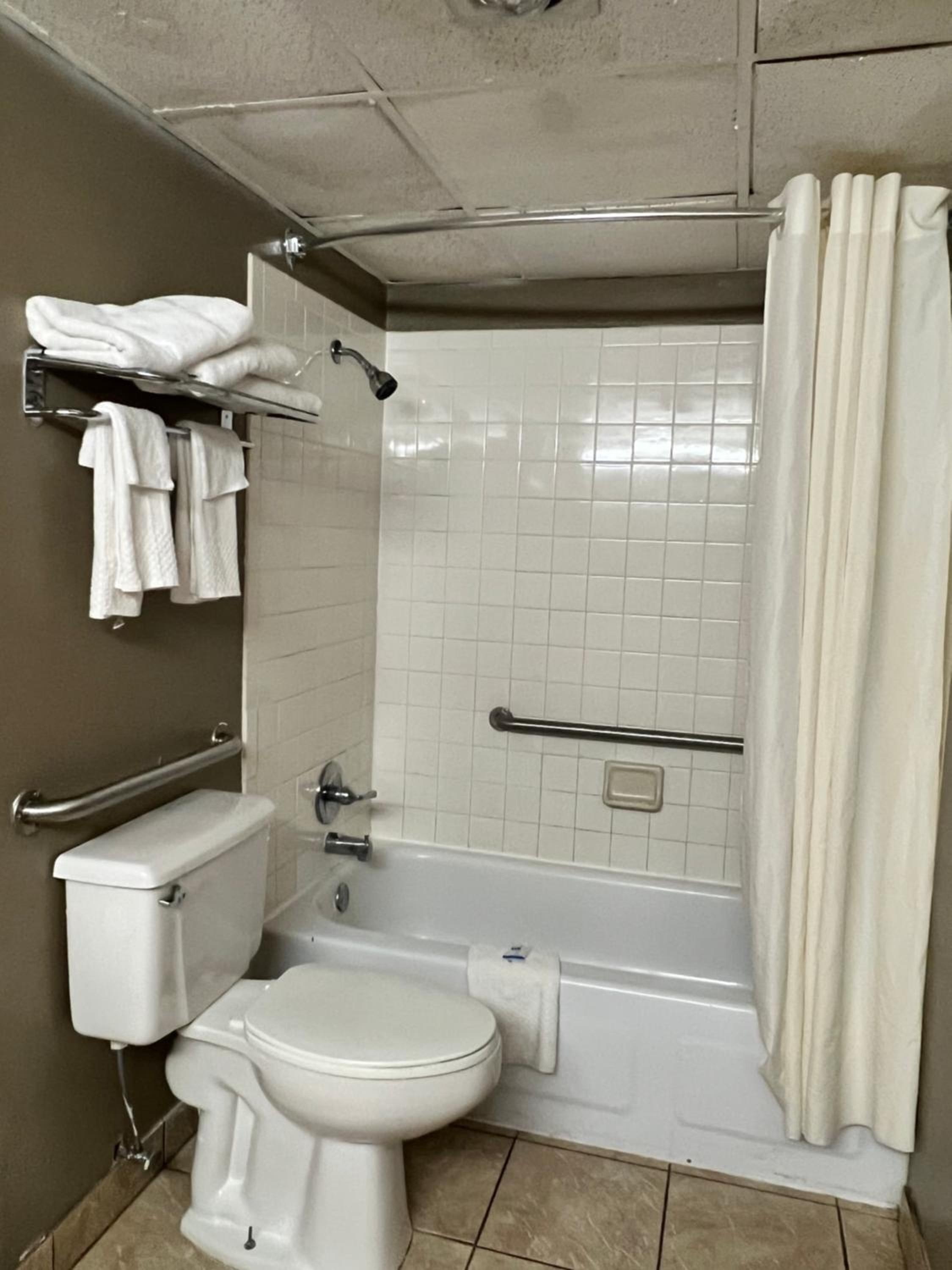 Photo 18