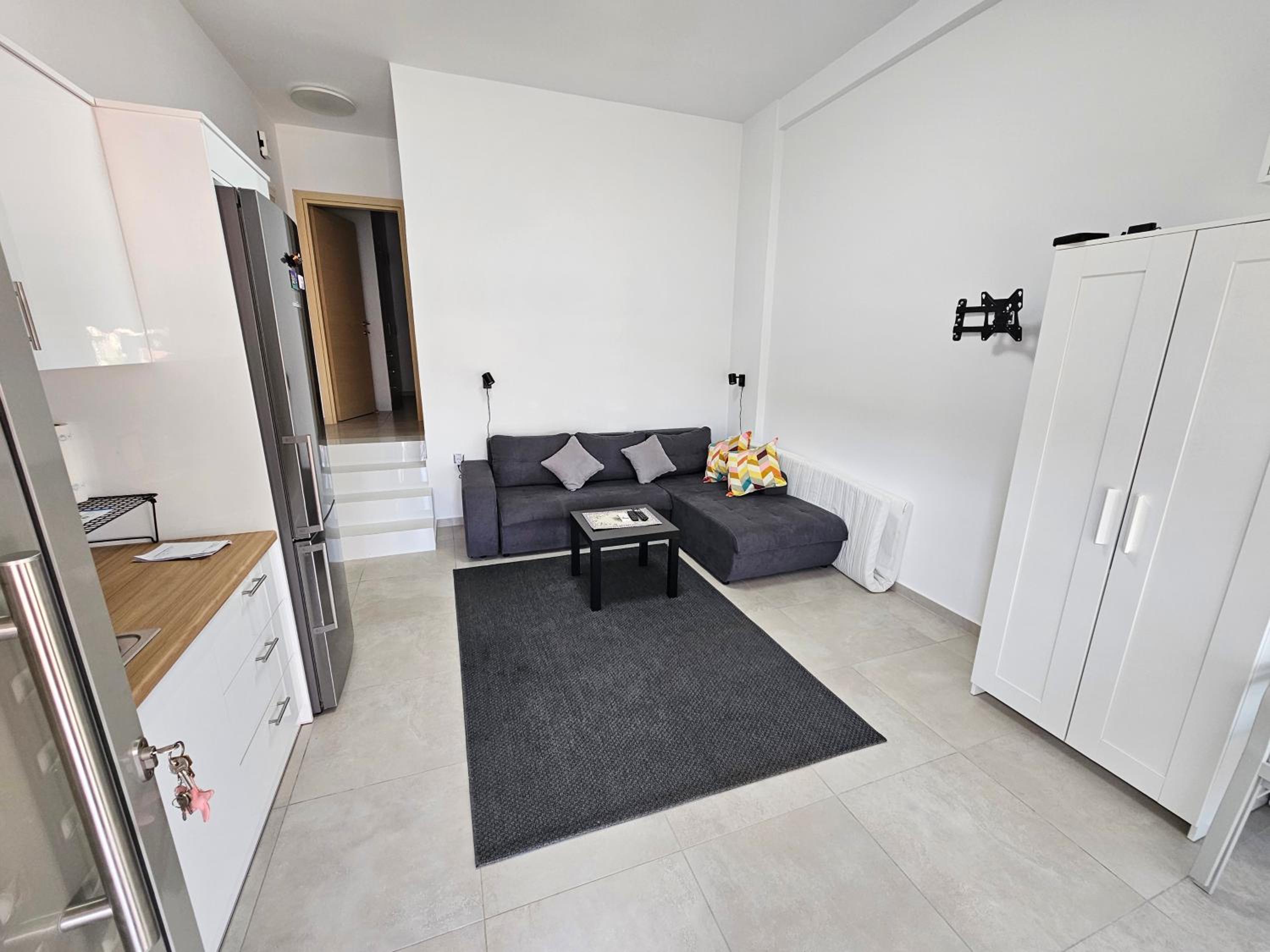 Abigel Apartment Tolo