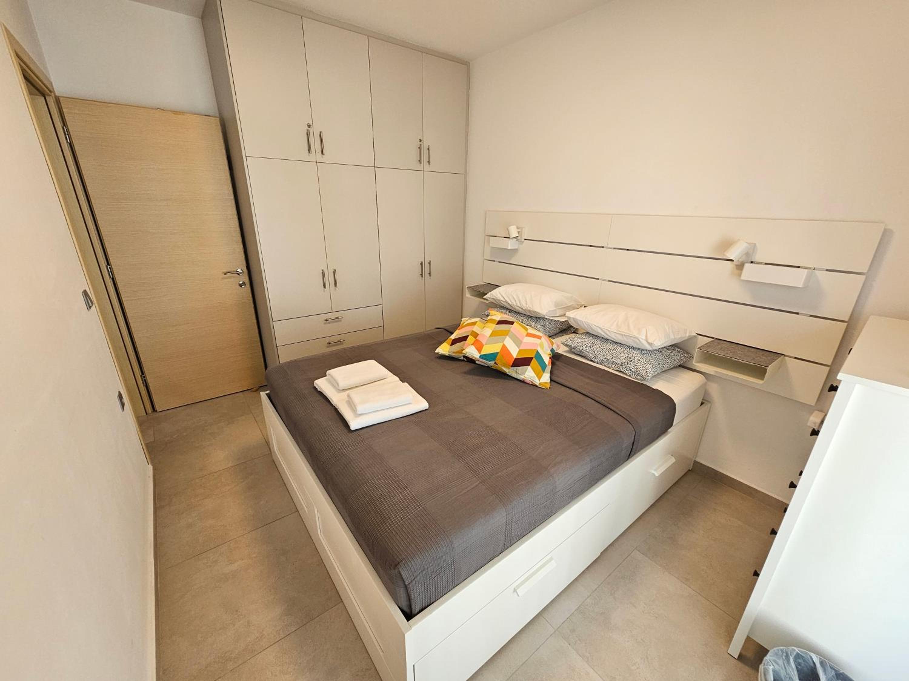 Abigel Apartment Tolo