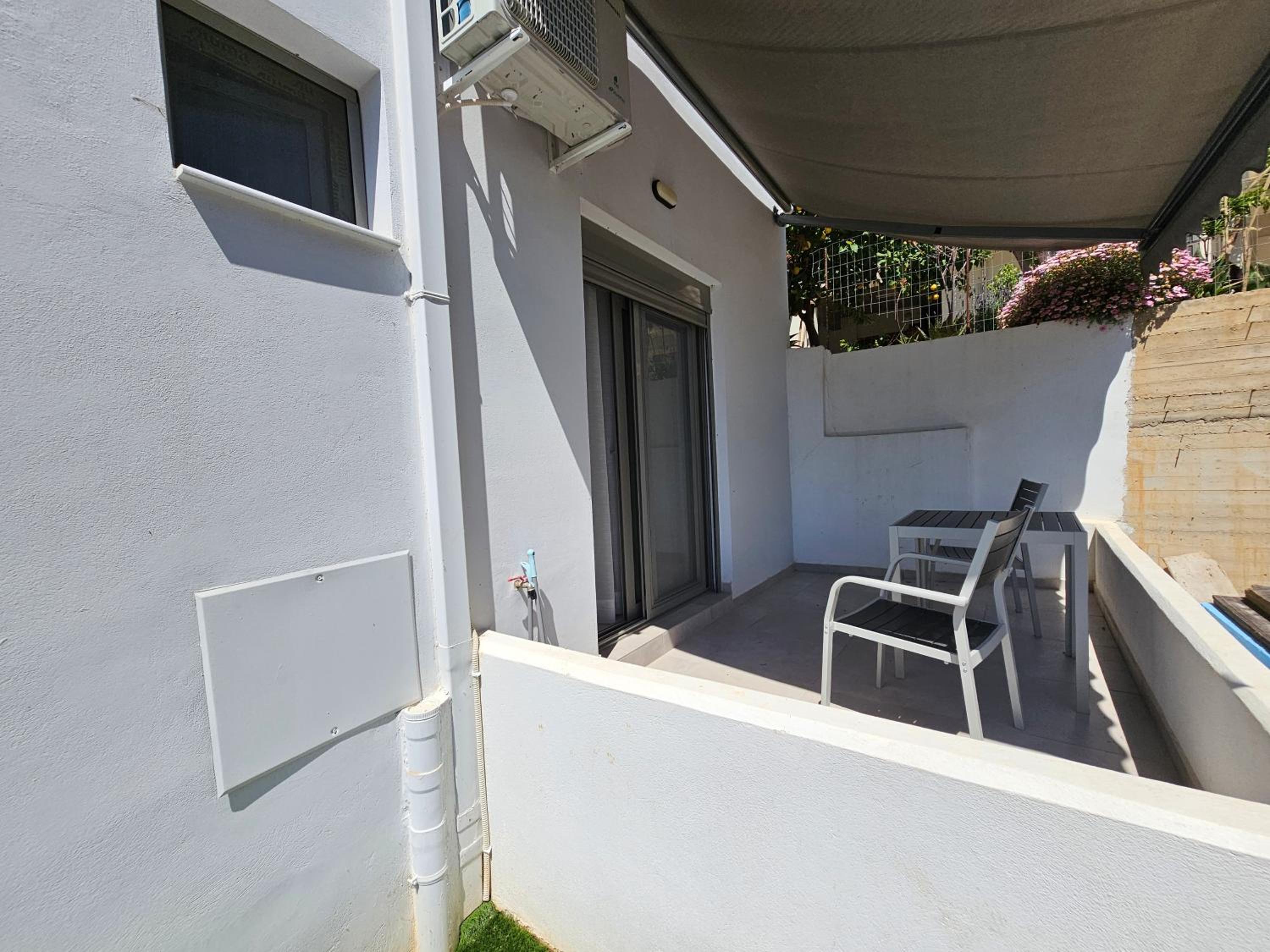 Abigel Apartment Tolo
