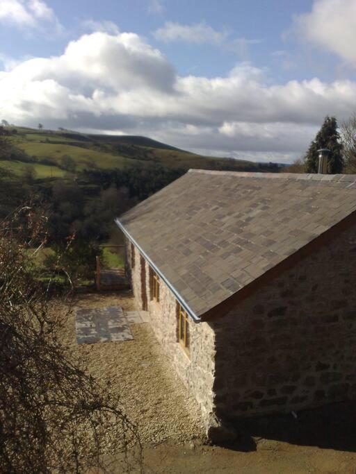 The Shippen - Open-plan barn conversion, high-spec, stunning views