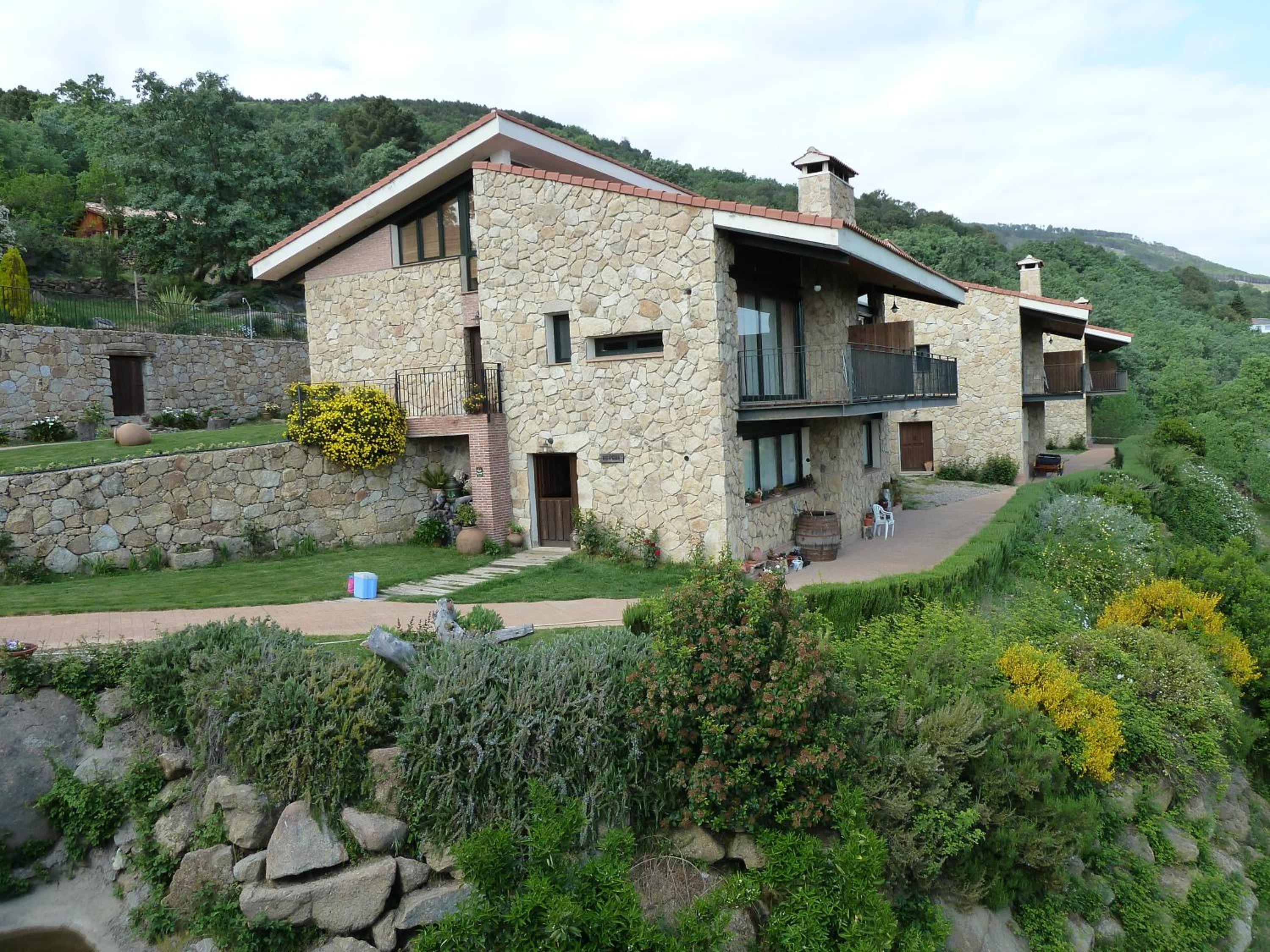 Las Casas de Agapito