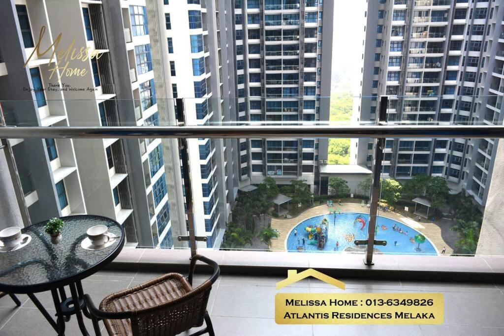Huge Pool View 1B1BR,4-6 pax Near Jonker Walk Atlantis Residences Melaka photo 6
