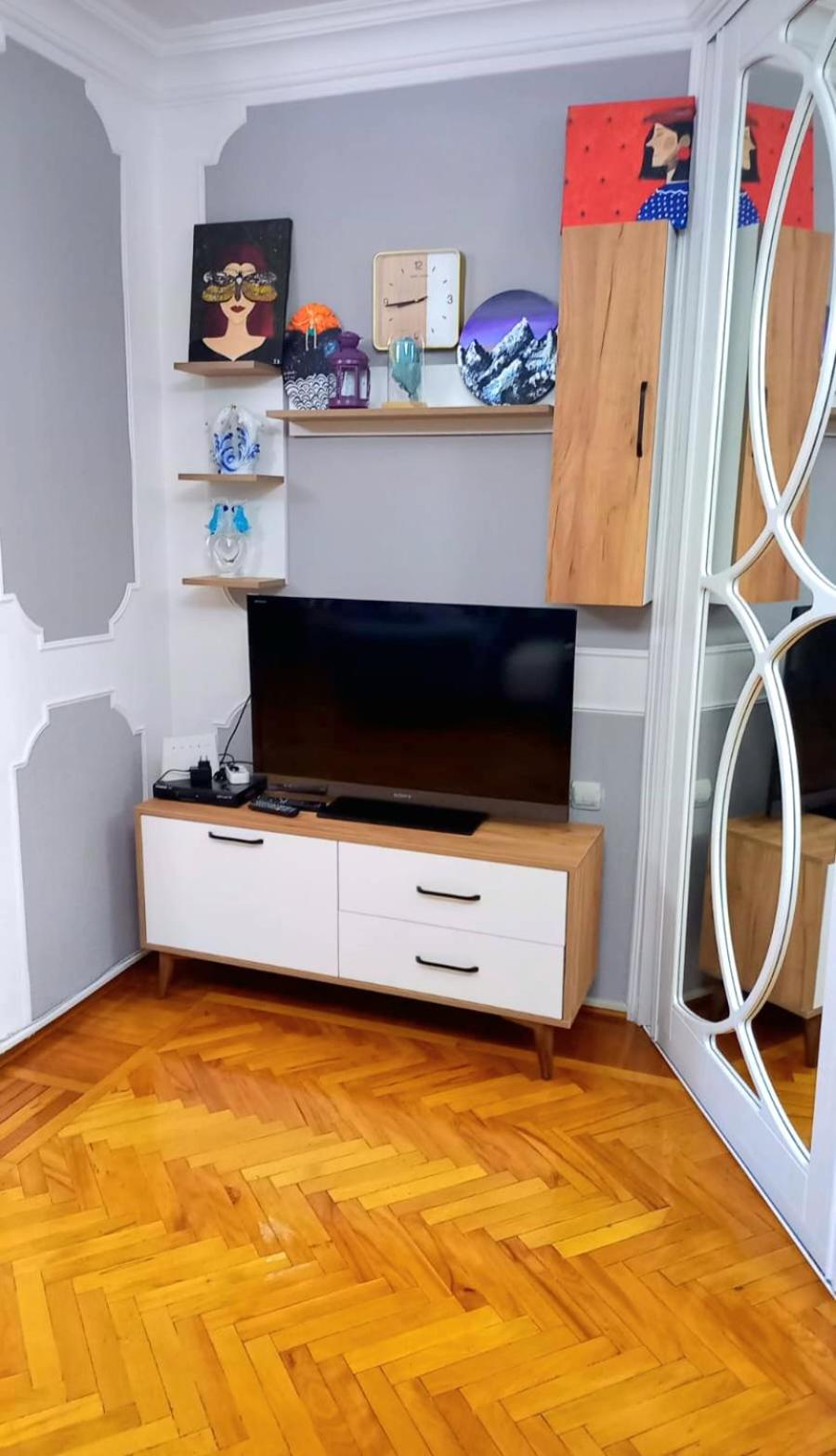 Central Apartment 