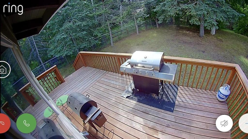 Hot Tub Stunning Mountain Views 2 kitchens 4 bedroom 2 bathroom view 4