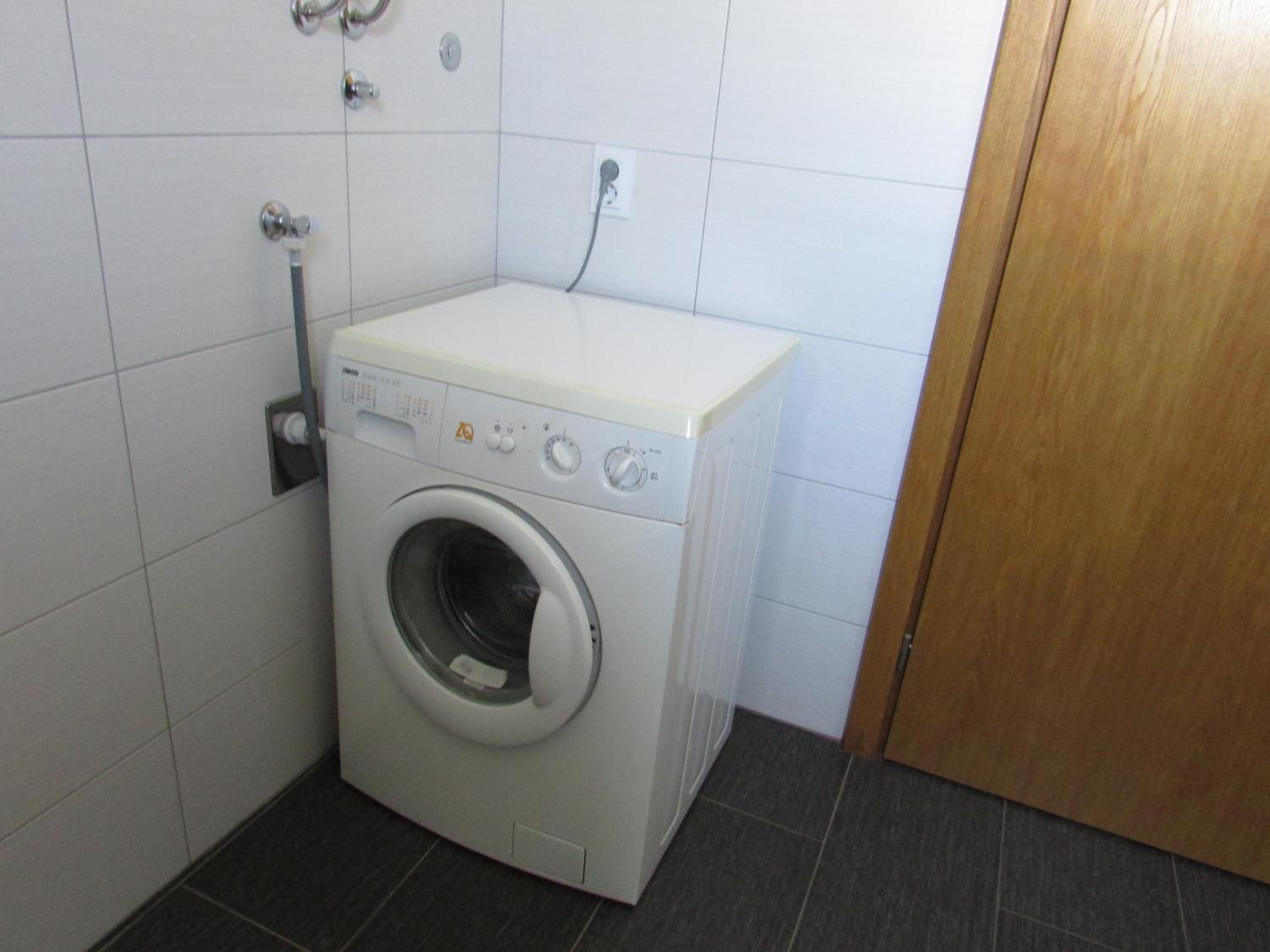 Photo 28