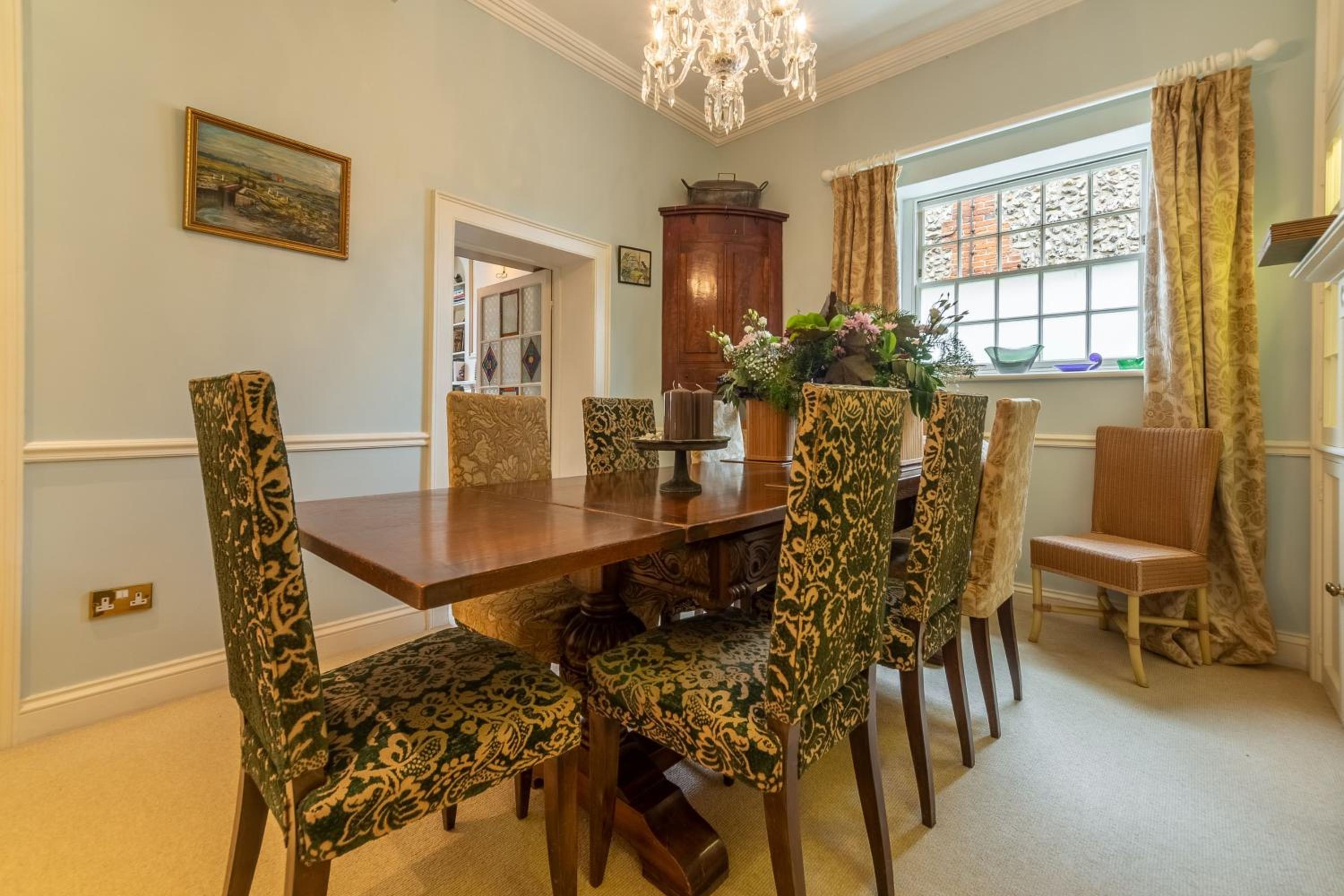 Estcourt House