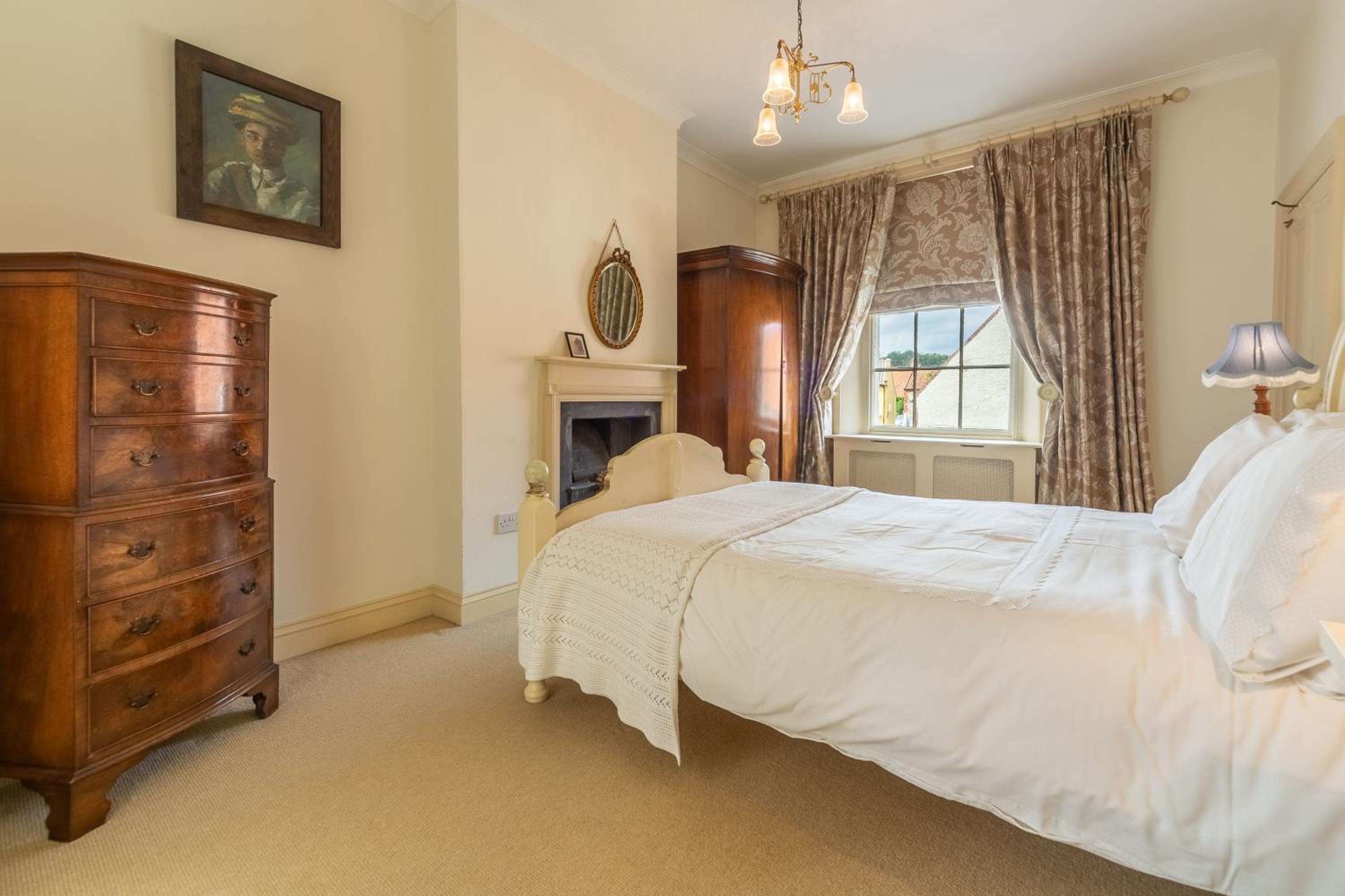 Estcourt House
