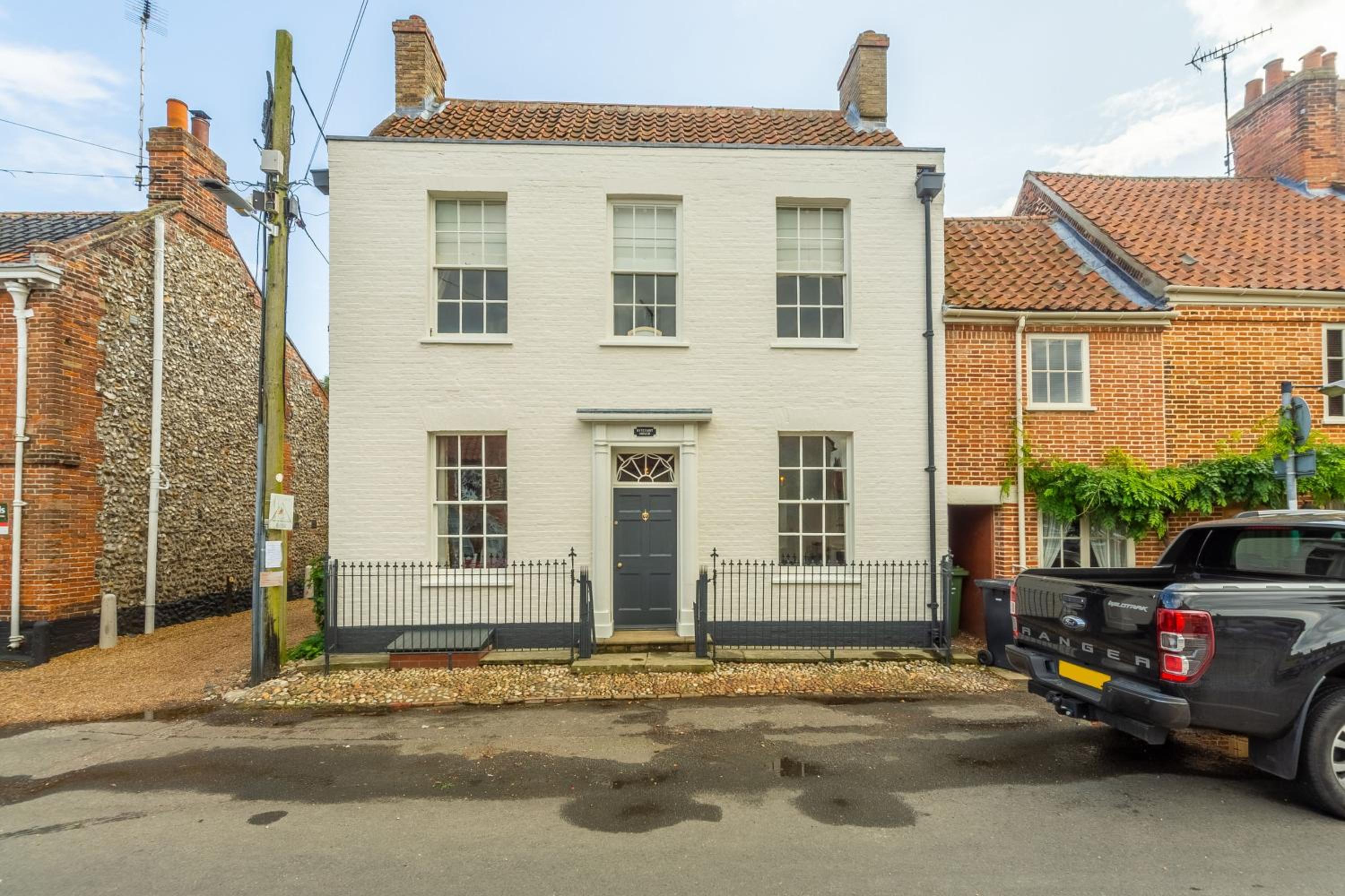 Estcourt House