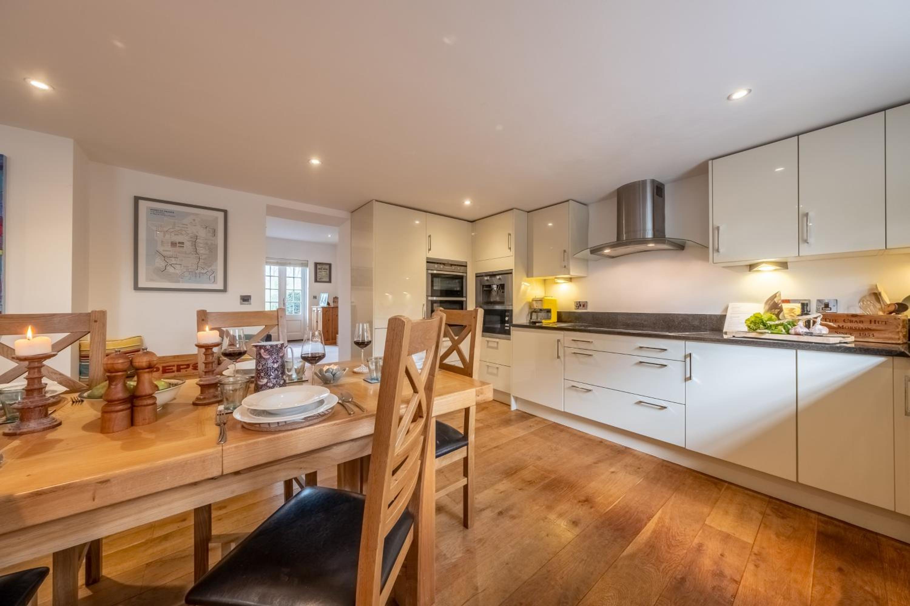 Bluebell Cottage LW view 4
