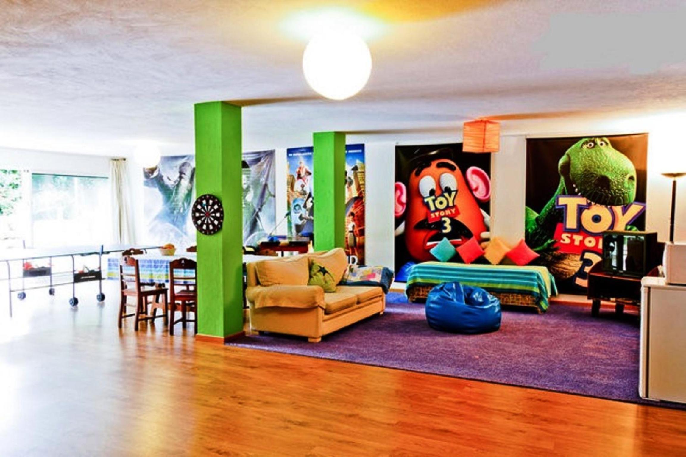 Coloured Studio en Faro — other