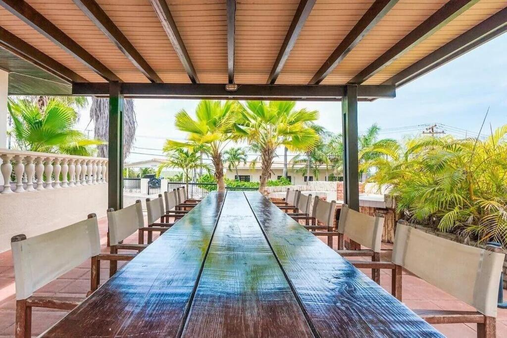 Million dollar view Spanish Hacienda Style Luxury Villa in Jan Thiel