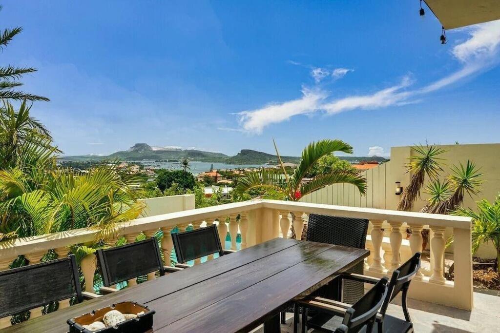 Million dollar view Spanish Hacienda Style Luxury Villa in Jan Thiel