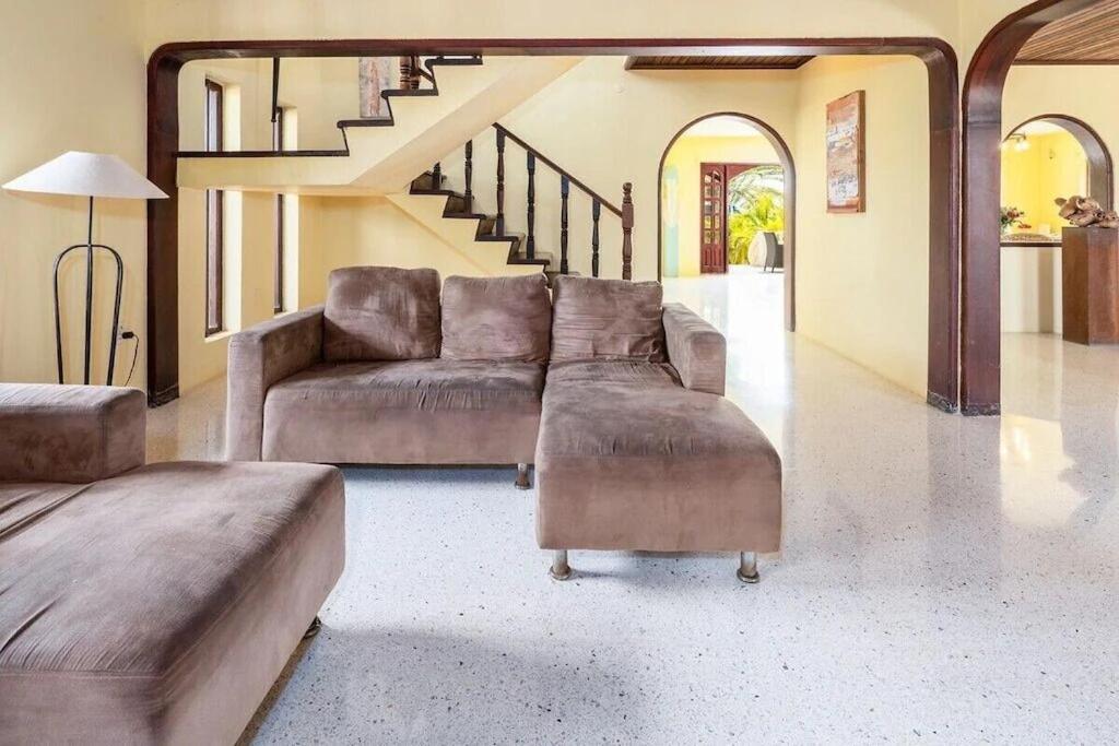 Million dollar view Spanish Hacienda Style Luxury Villa in Jan Thiel