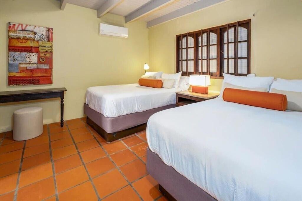 Million dollar view Spanish Hacienda Style Luxury Villa in Jan Thiel