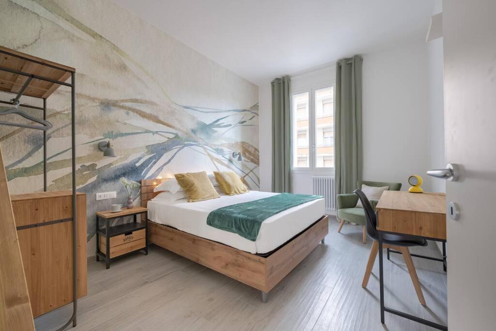 Via Pollaiolo, 55 - Florence Charming Apartments - Comfort e Stile a 350mt dal Tram! First floor with elevator and car places on street