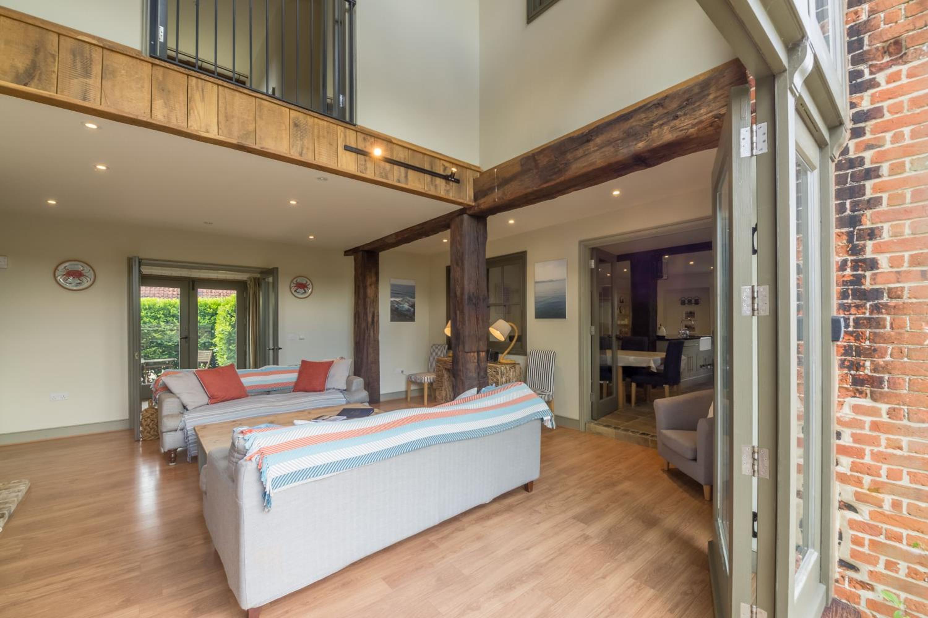 5 Ivy Farm Barns view 5