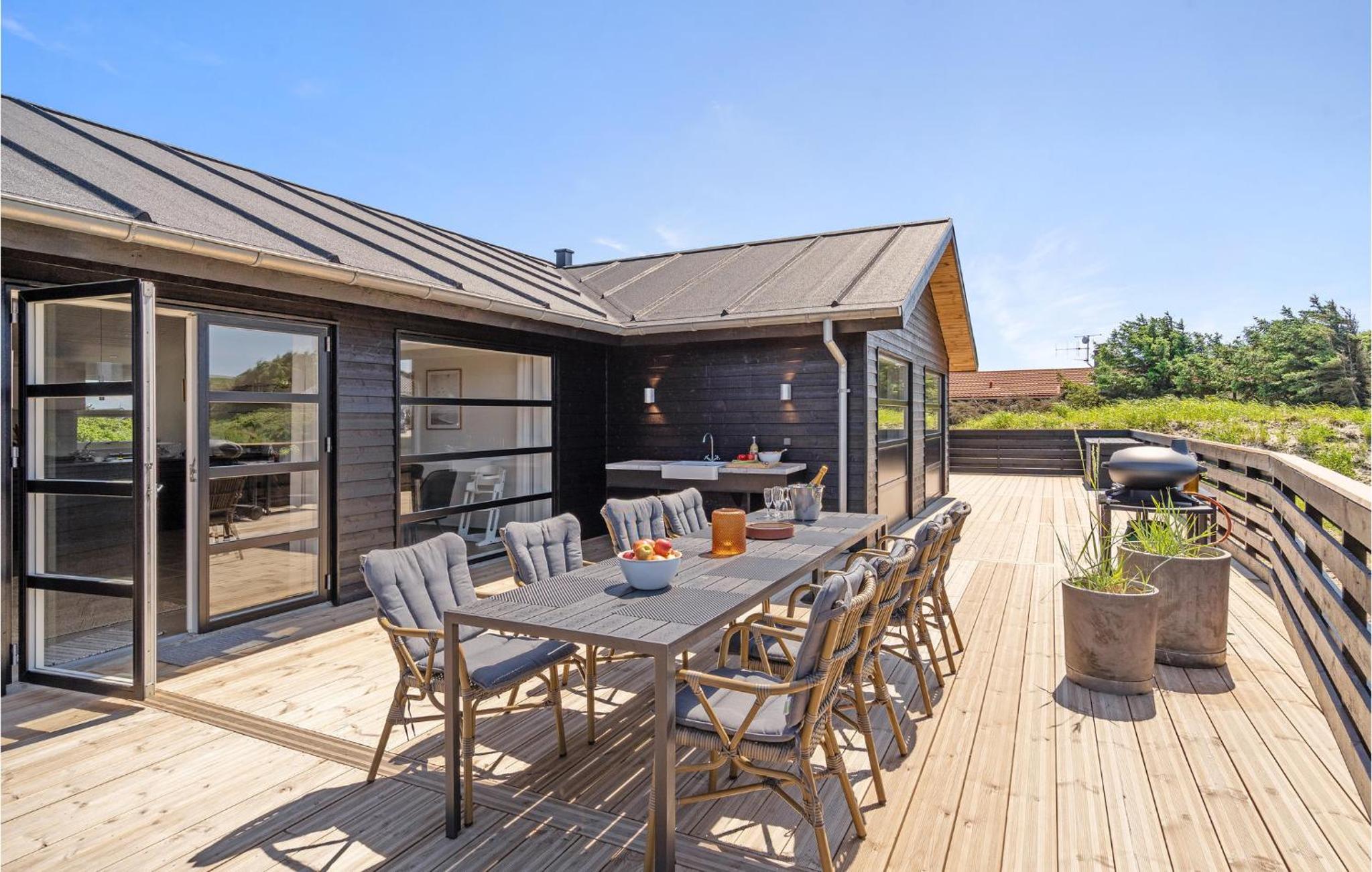 Cozy Home In Hvide Sande With Sauna