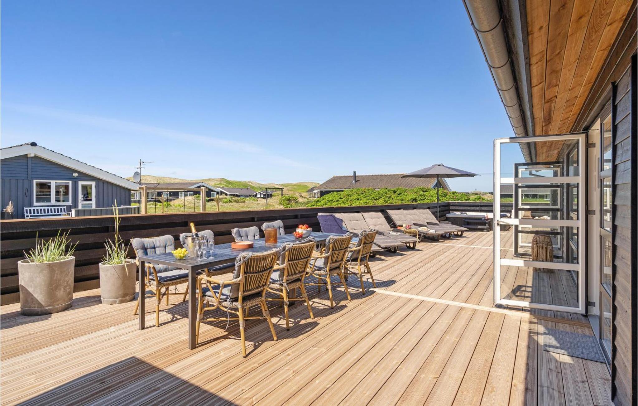 Cozy Home In Hvide Sande With Sauna