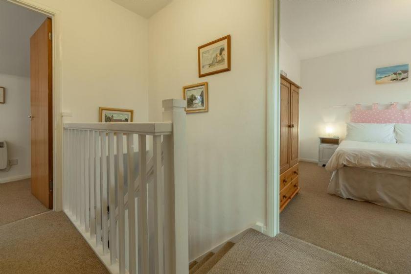 4 Langford Cottages