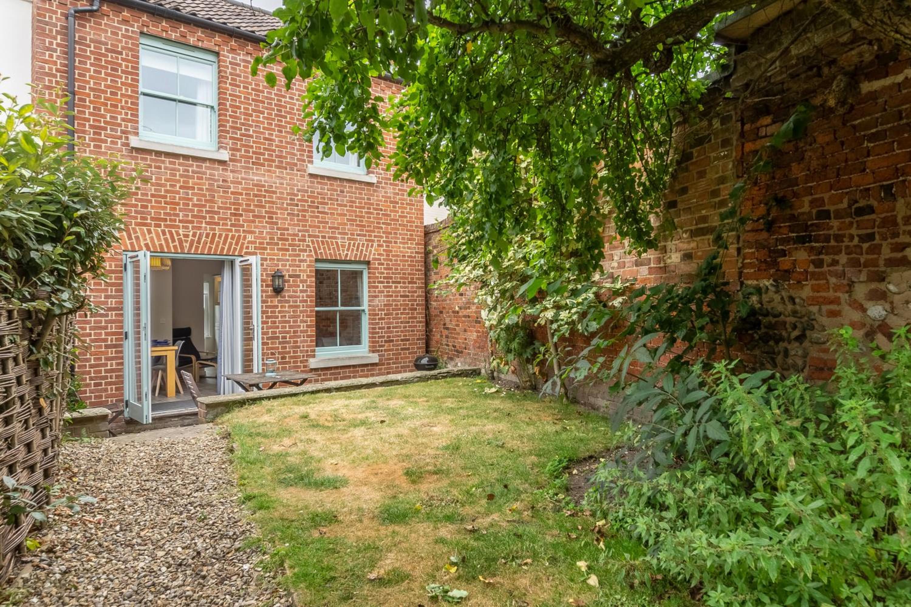 Holly Cottage