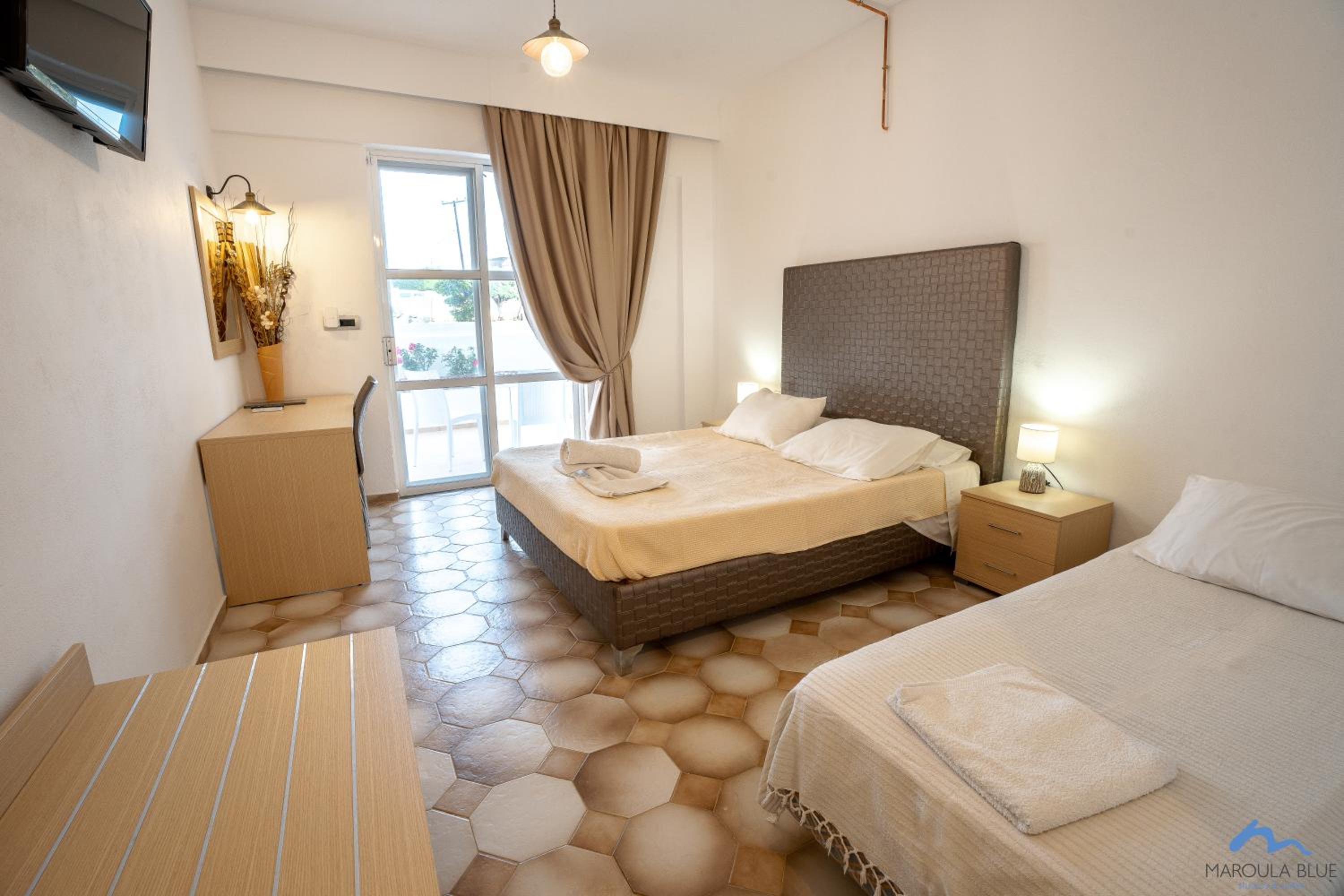 Casa Blue Sarantis