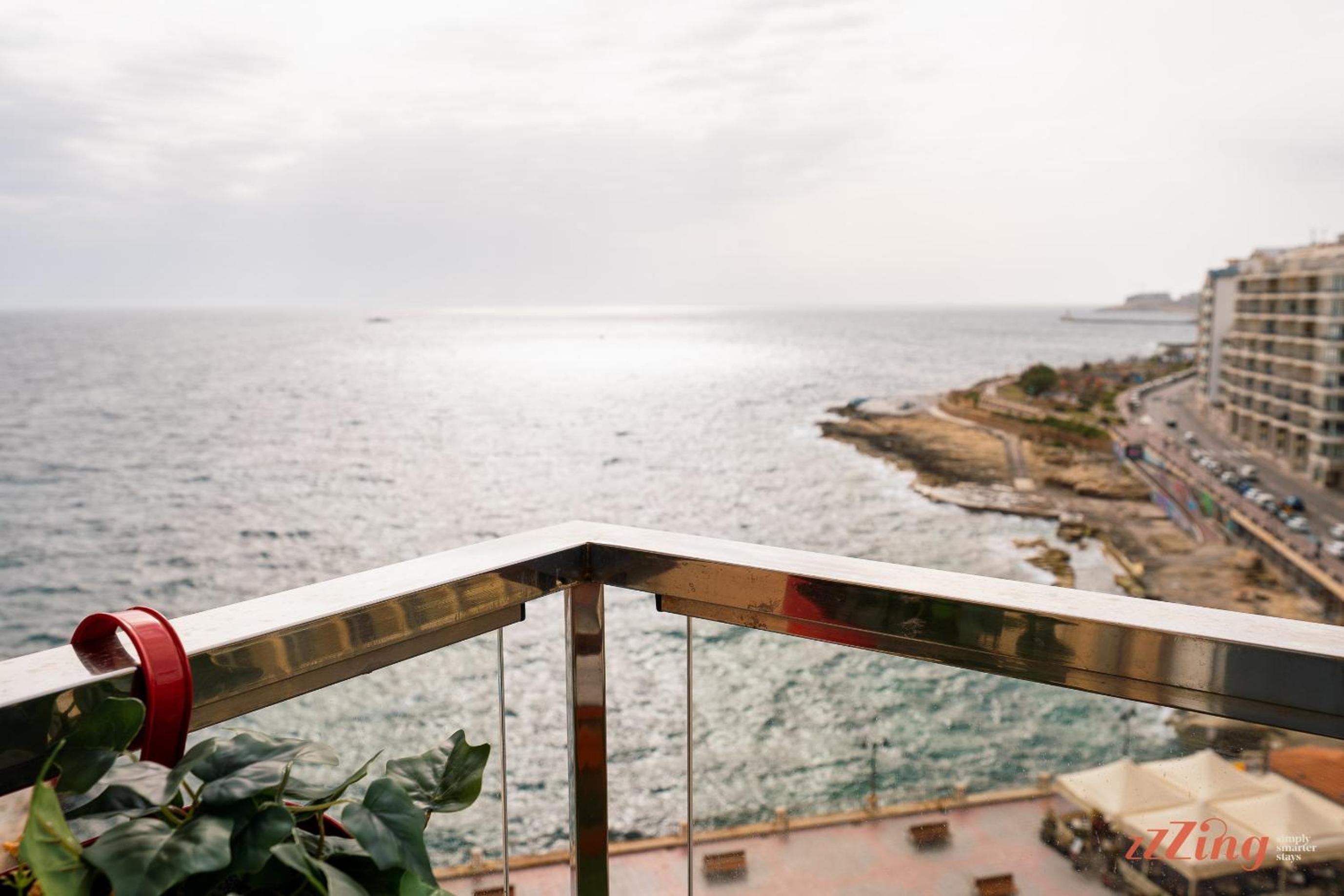 Seafront Duplex with Terrace - Sliema Malta