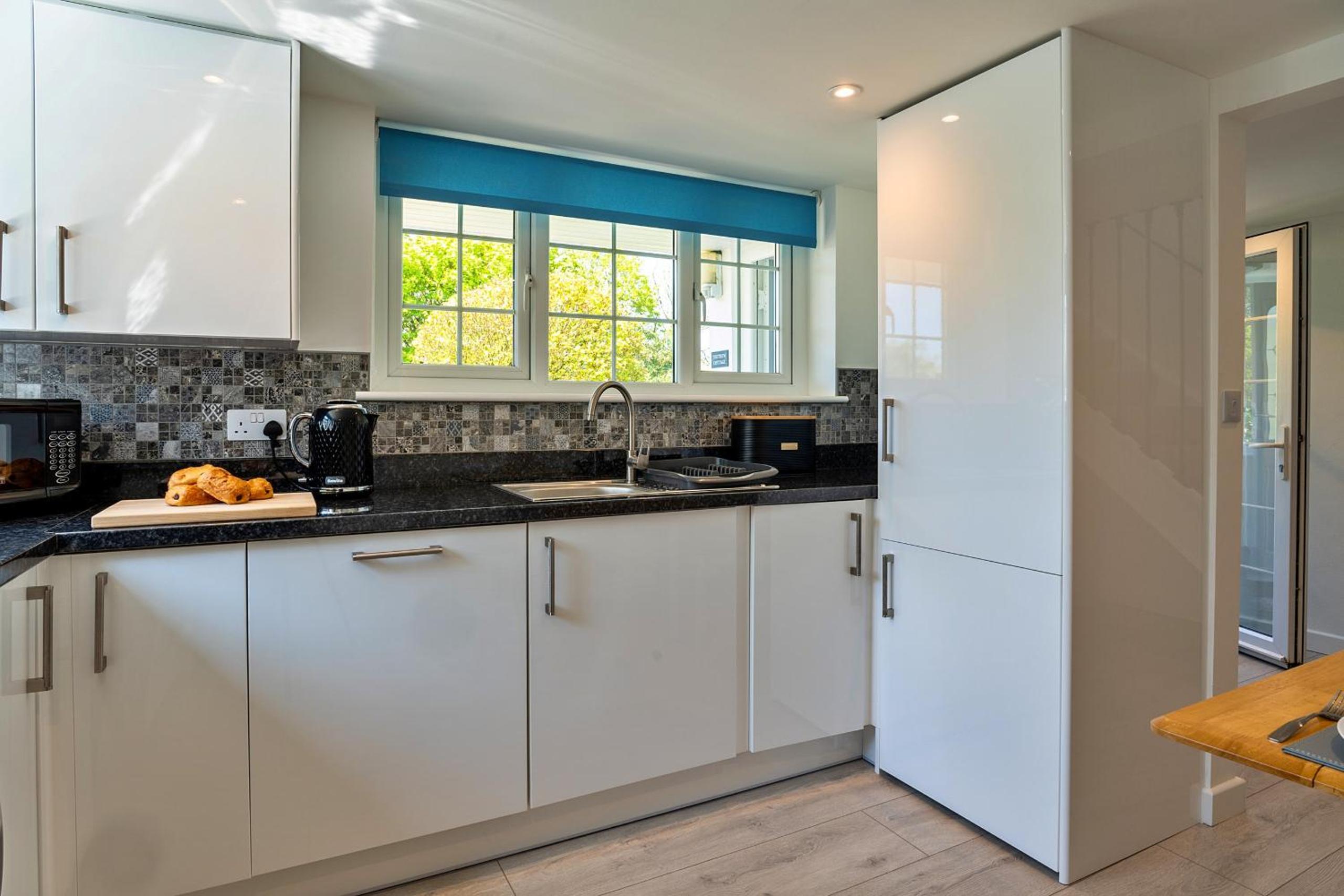 Finest Retreats - Trethew Cottage view 5