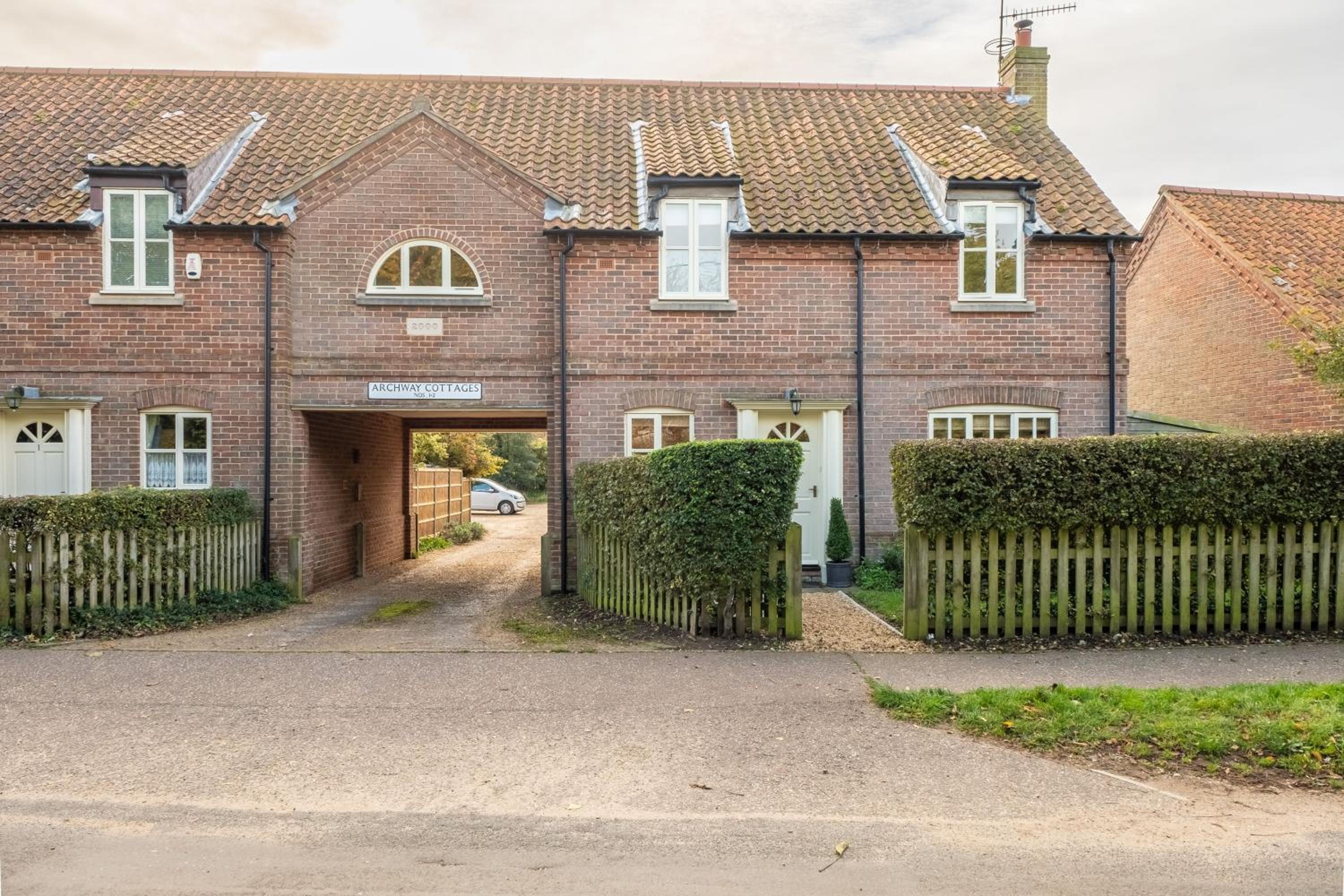 Mahonia Cottage