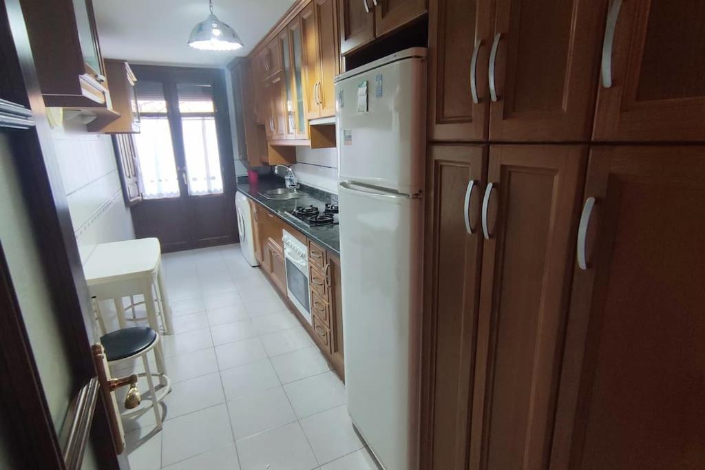 4 balconies house, central and near the Alhambra