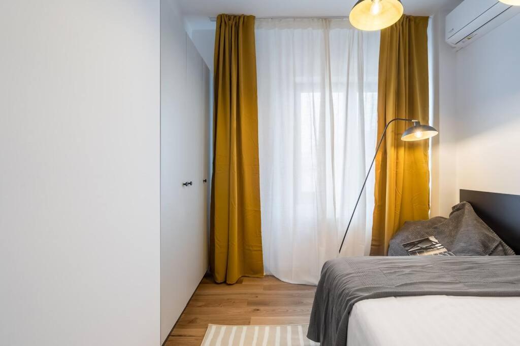 Superb Views 2BR Flat + Balcony view 2