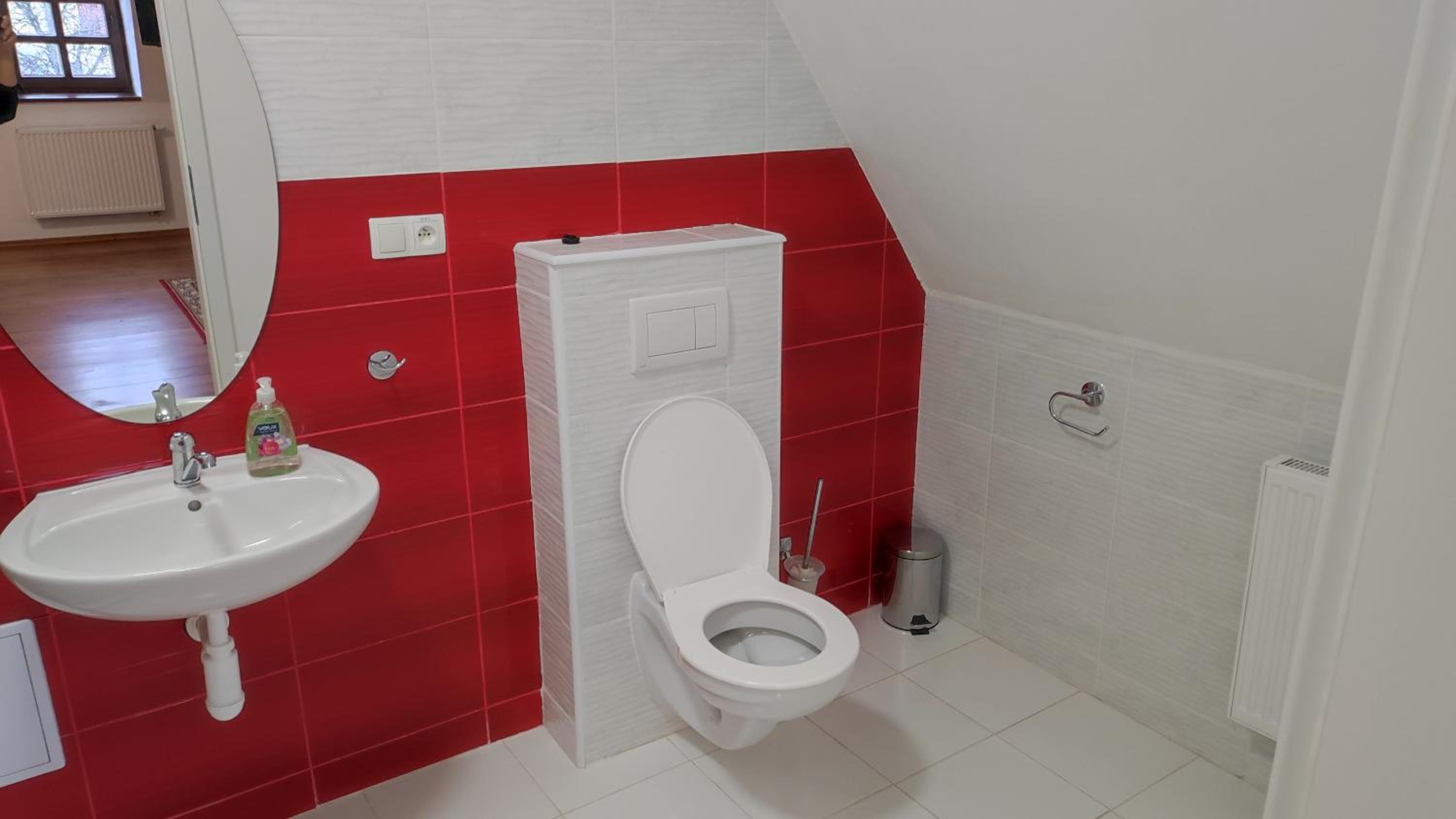 Kaštieľ Košťany