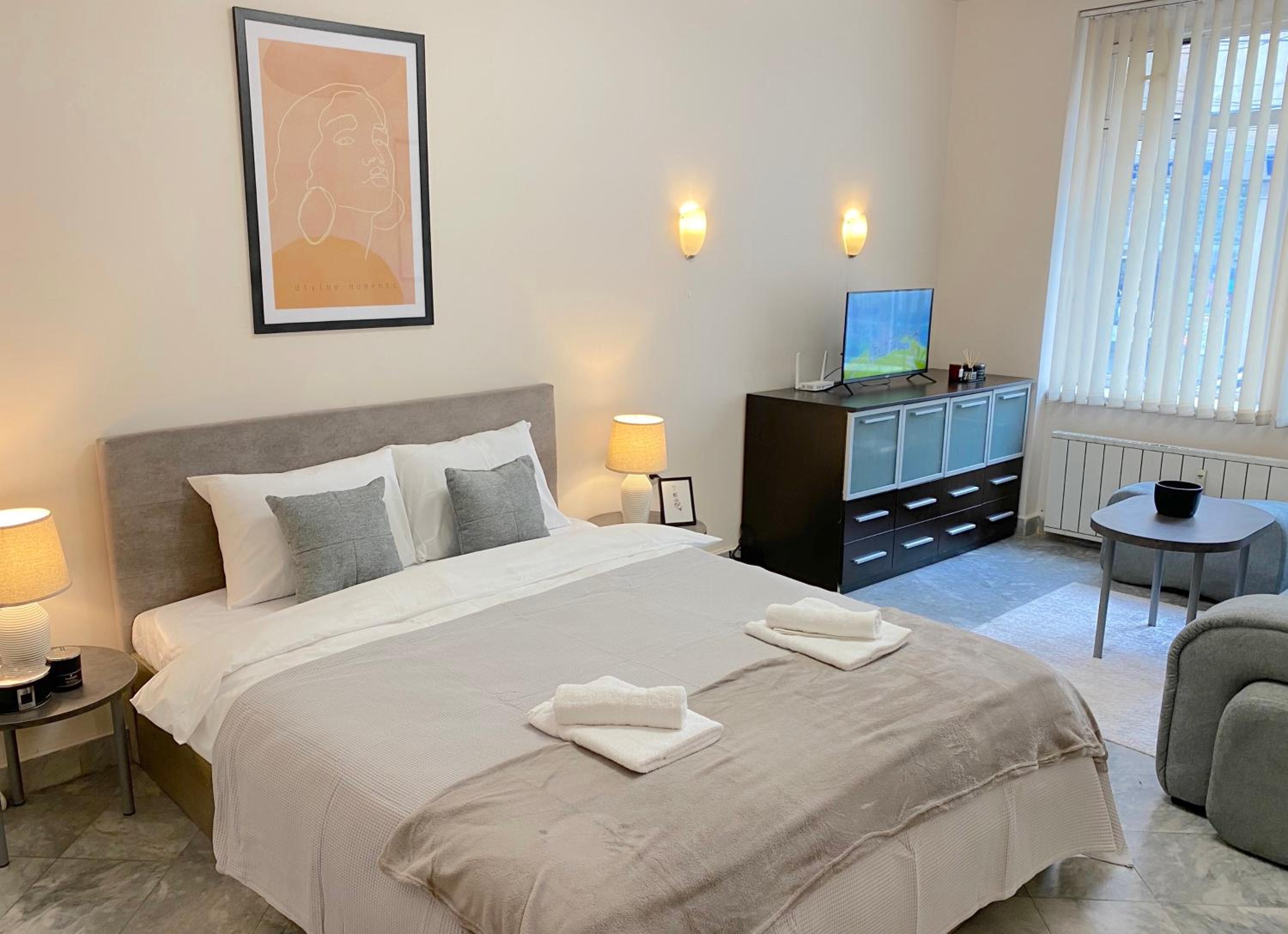 Top City Centre 1BR Apartment for 4 Guests & Fast Wifi