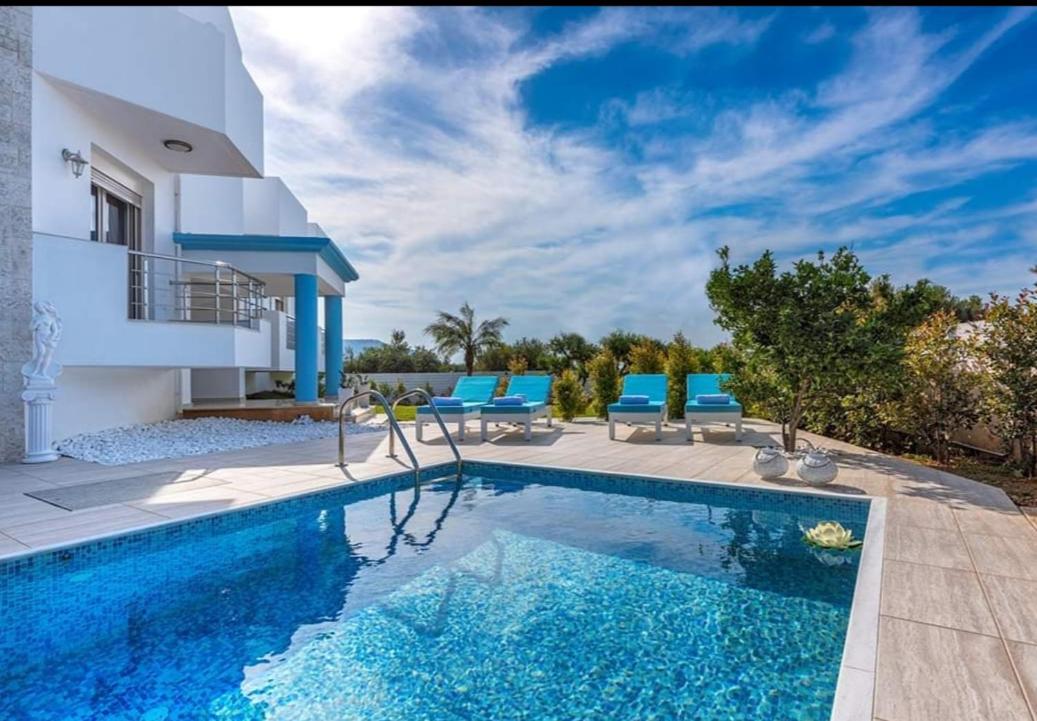 Aphrodite Luxury Villa Hersonissos view 5