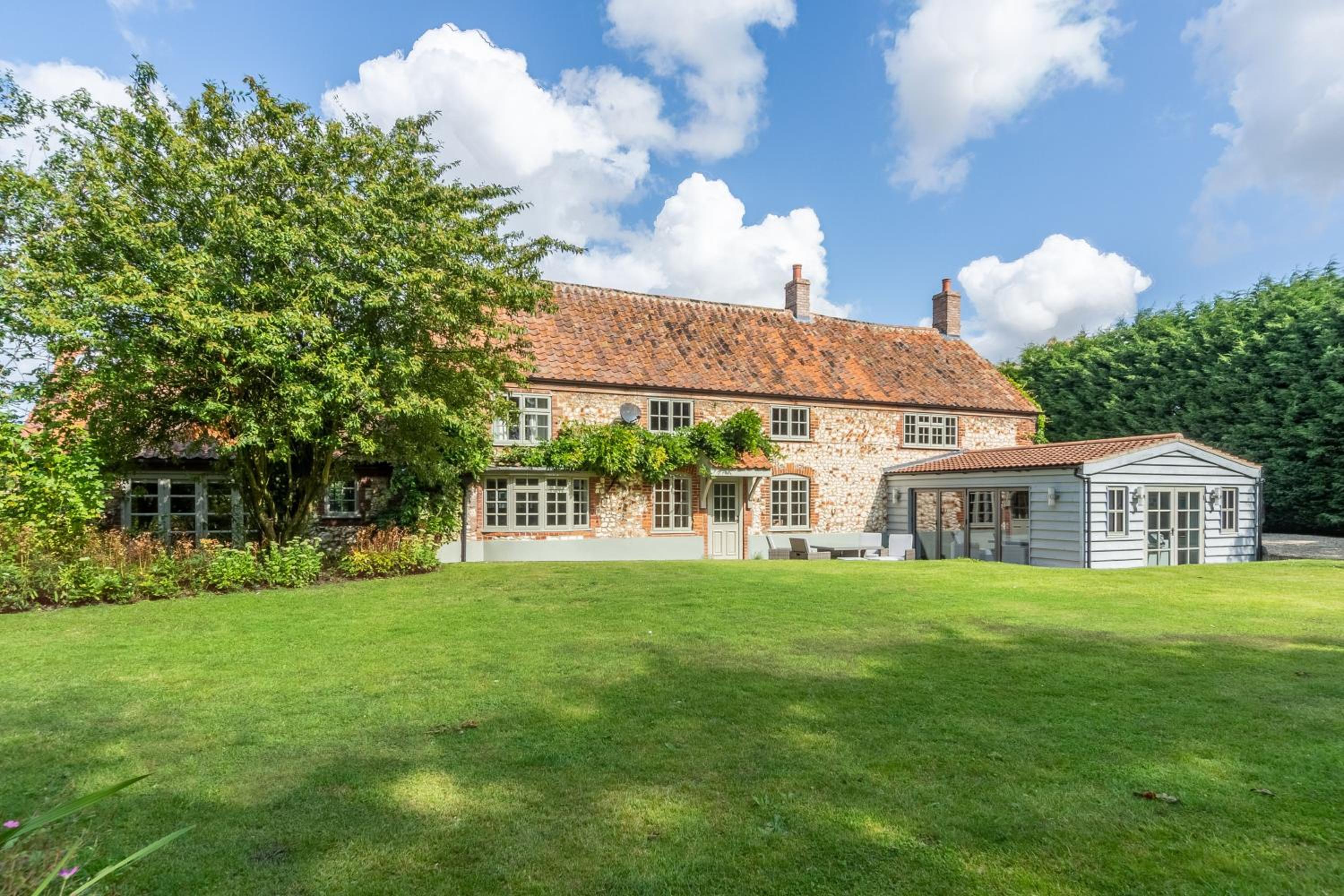Swan Cottage